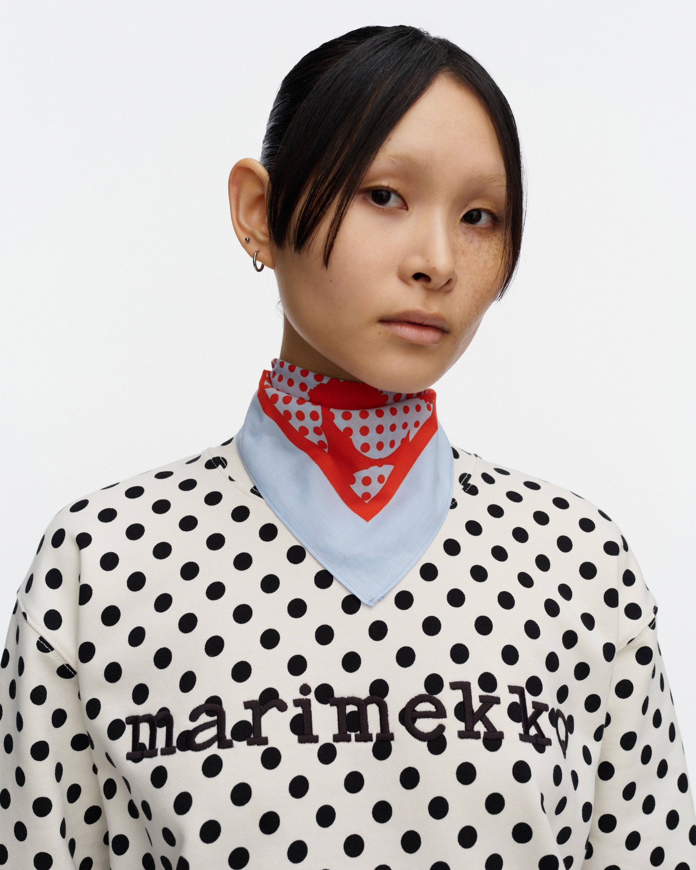 Astrilli Unikko Kioski Scarf | Marimekko
