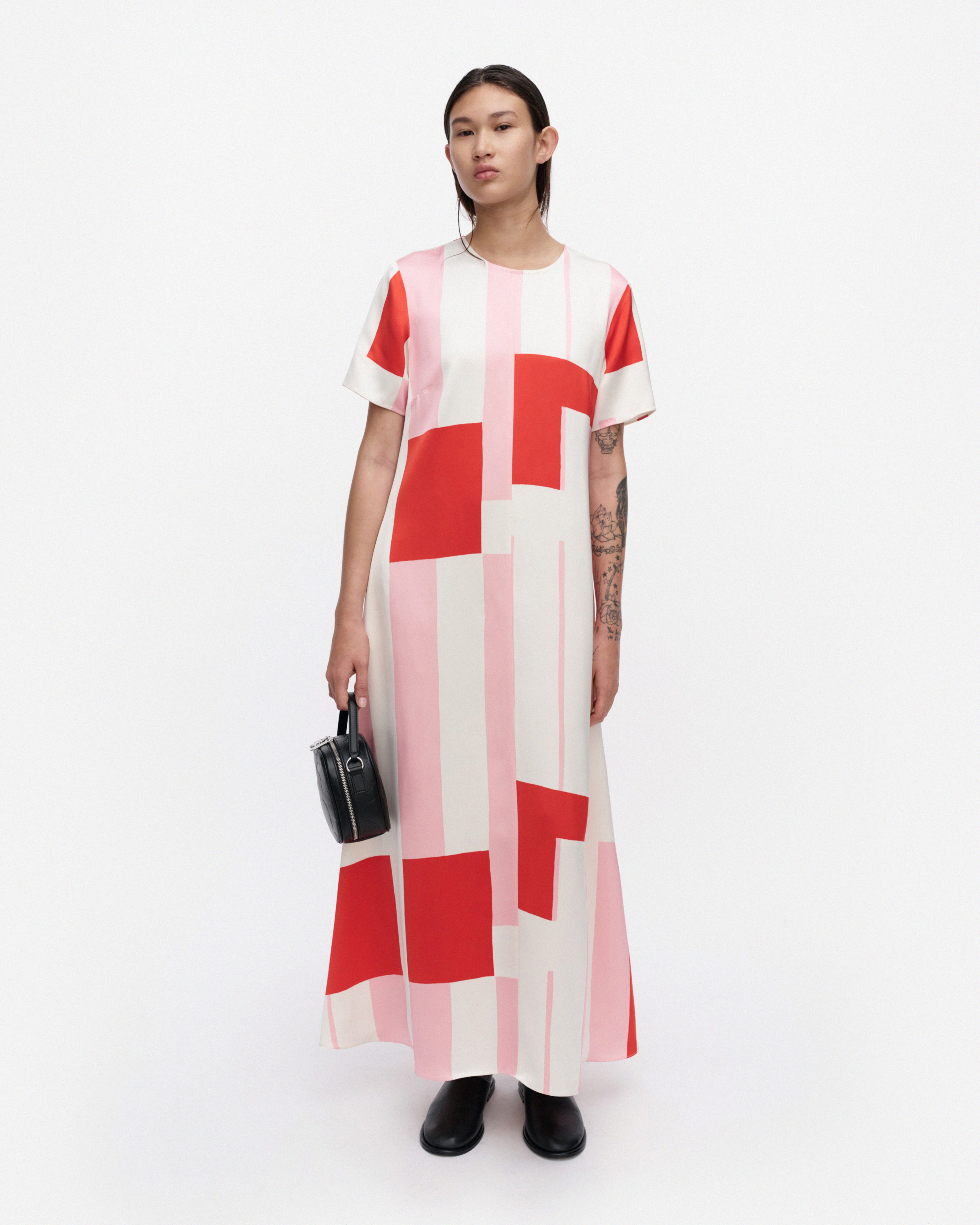 Hiljaus Attika, Dress, off white, light pink, red,