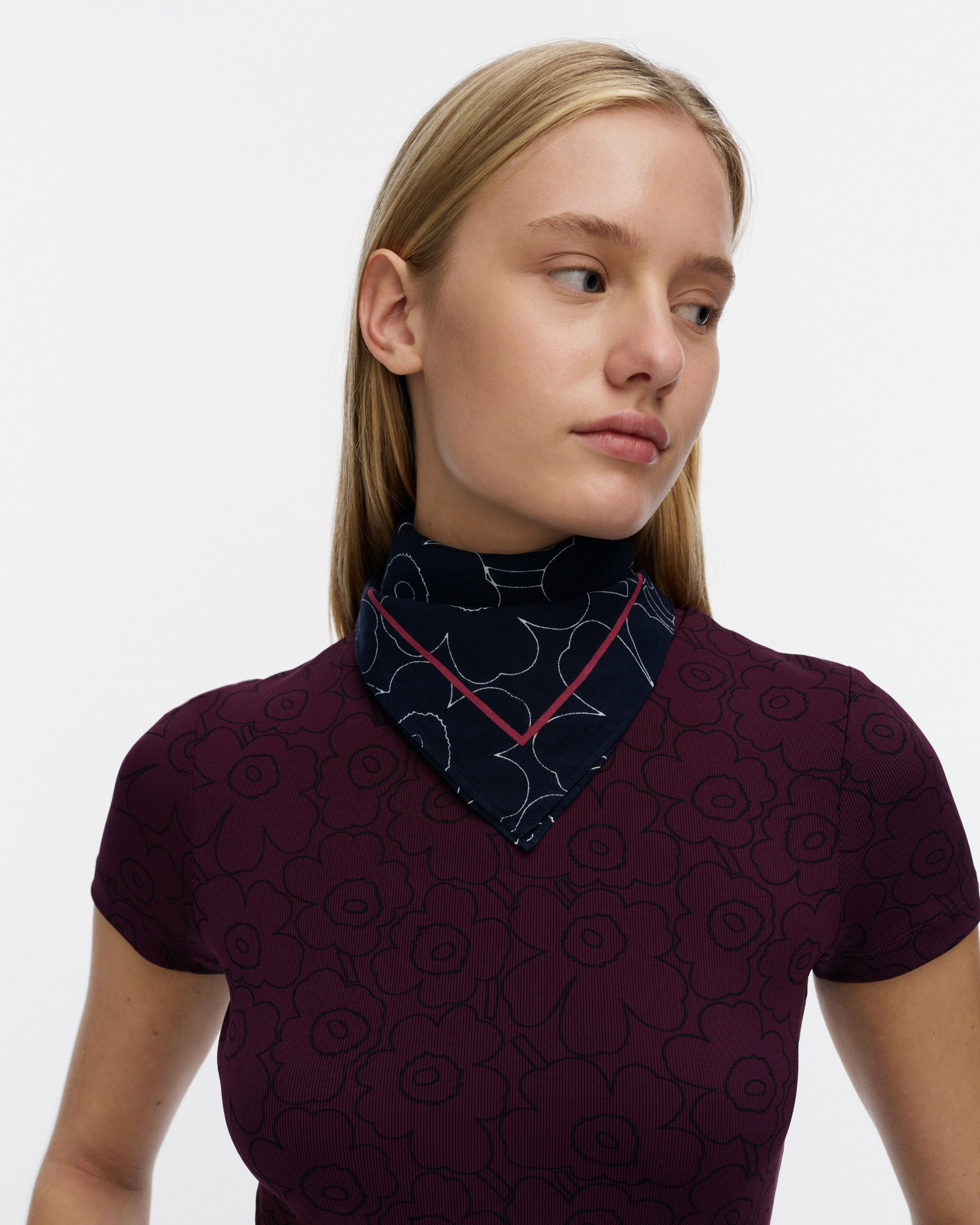 Pesofati Piirto Unikko Scarf | Marimekko