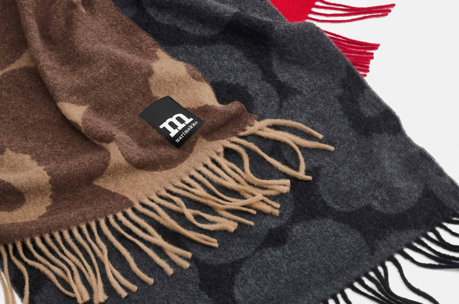 Red, brown and black Unikko scarf.