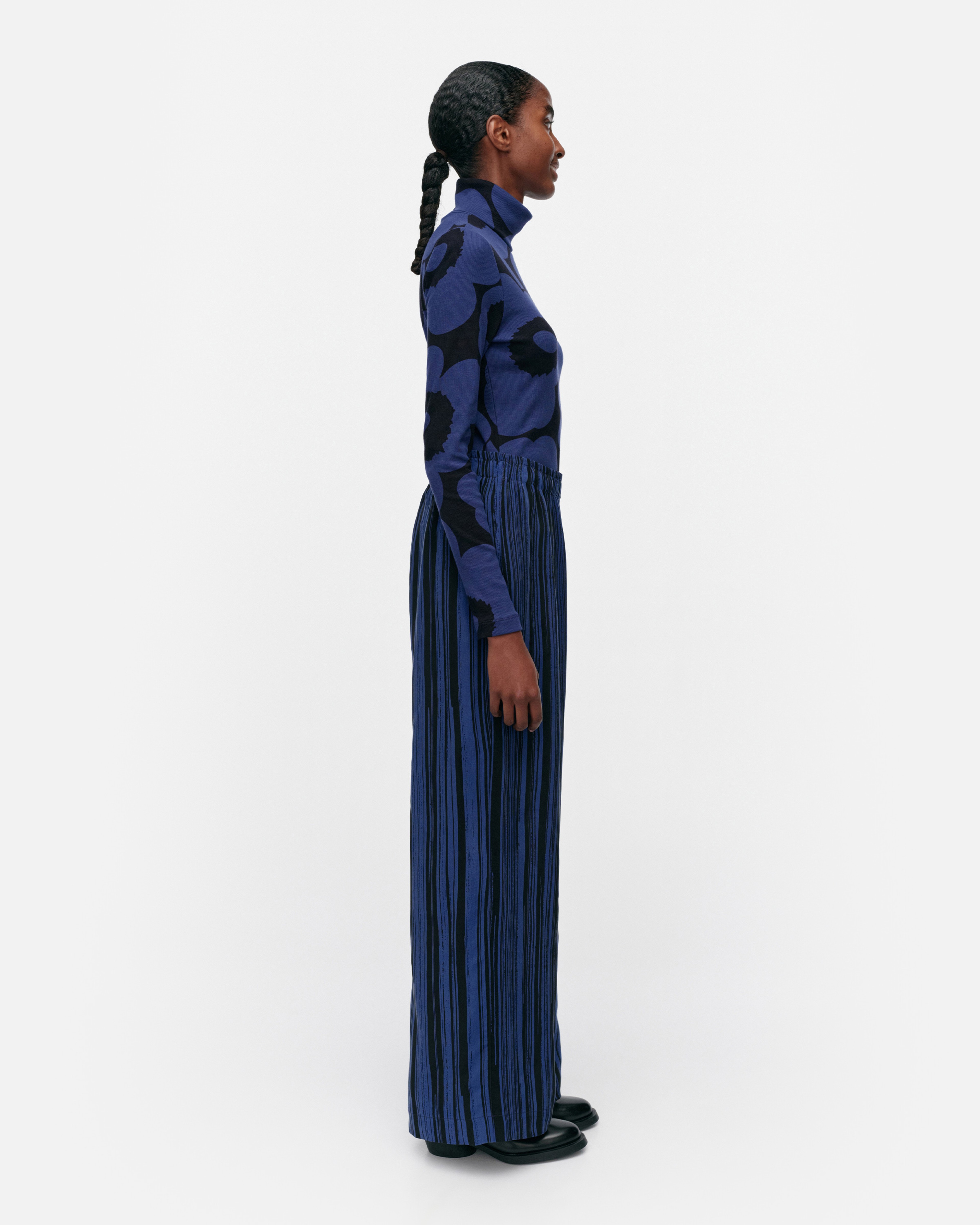 Oanet Siluetti, Cupro trousers, blue, black,