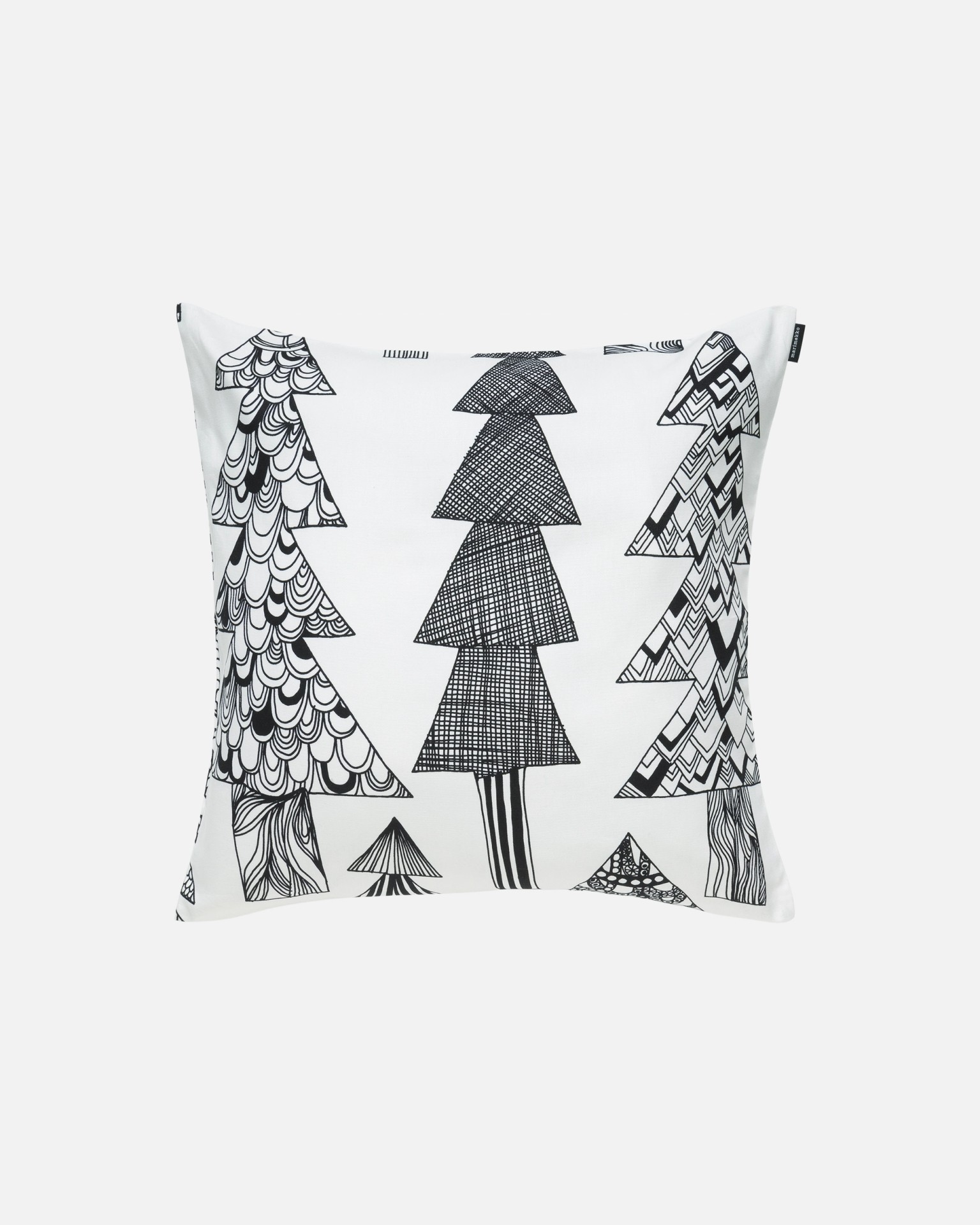 Kuusikossa, Cushion cover 50x50 cm, white, black,