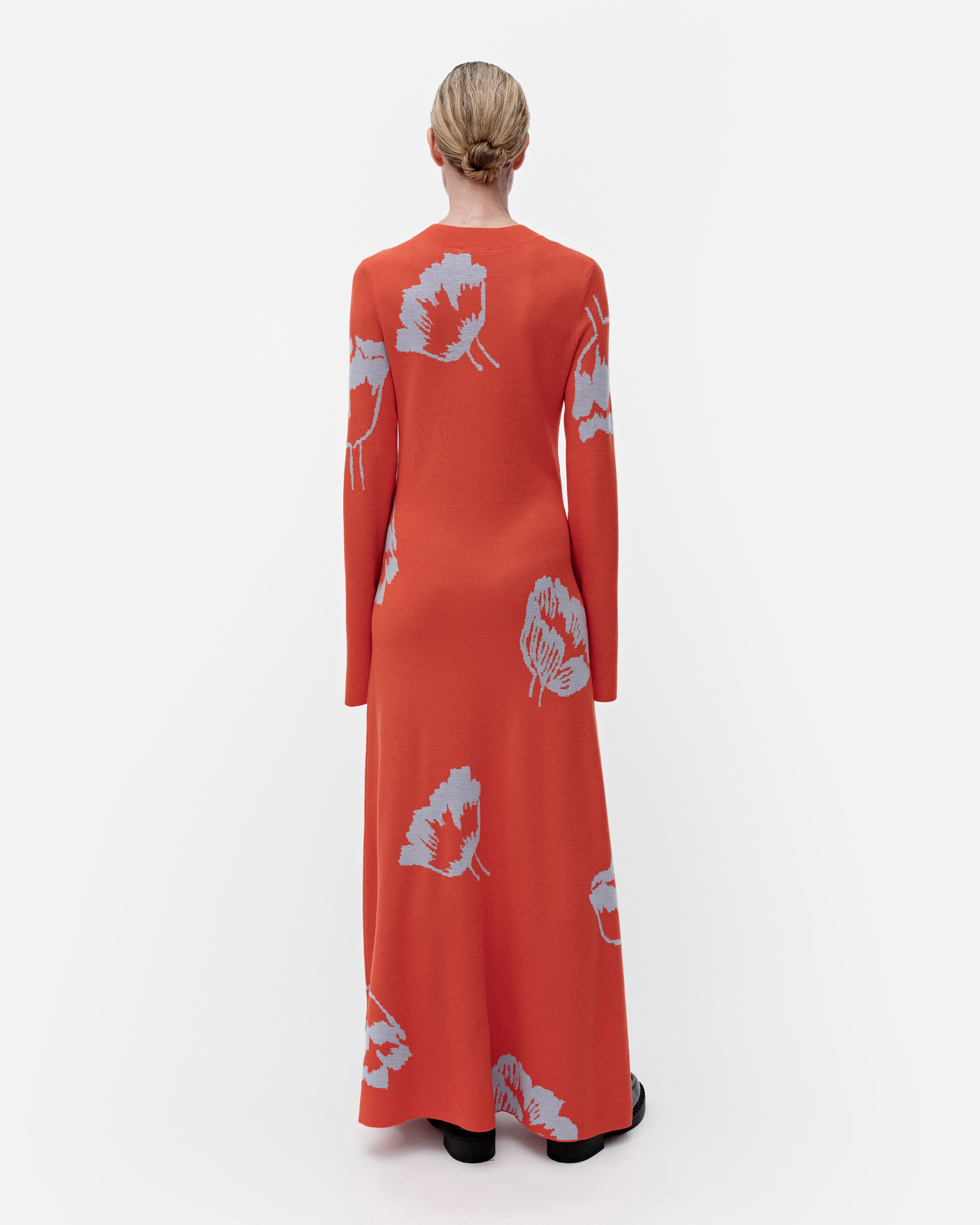 Leikkuu Myski, Knitted dress, bright red, light blue,