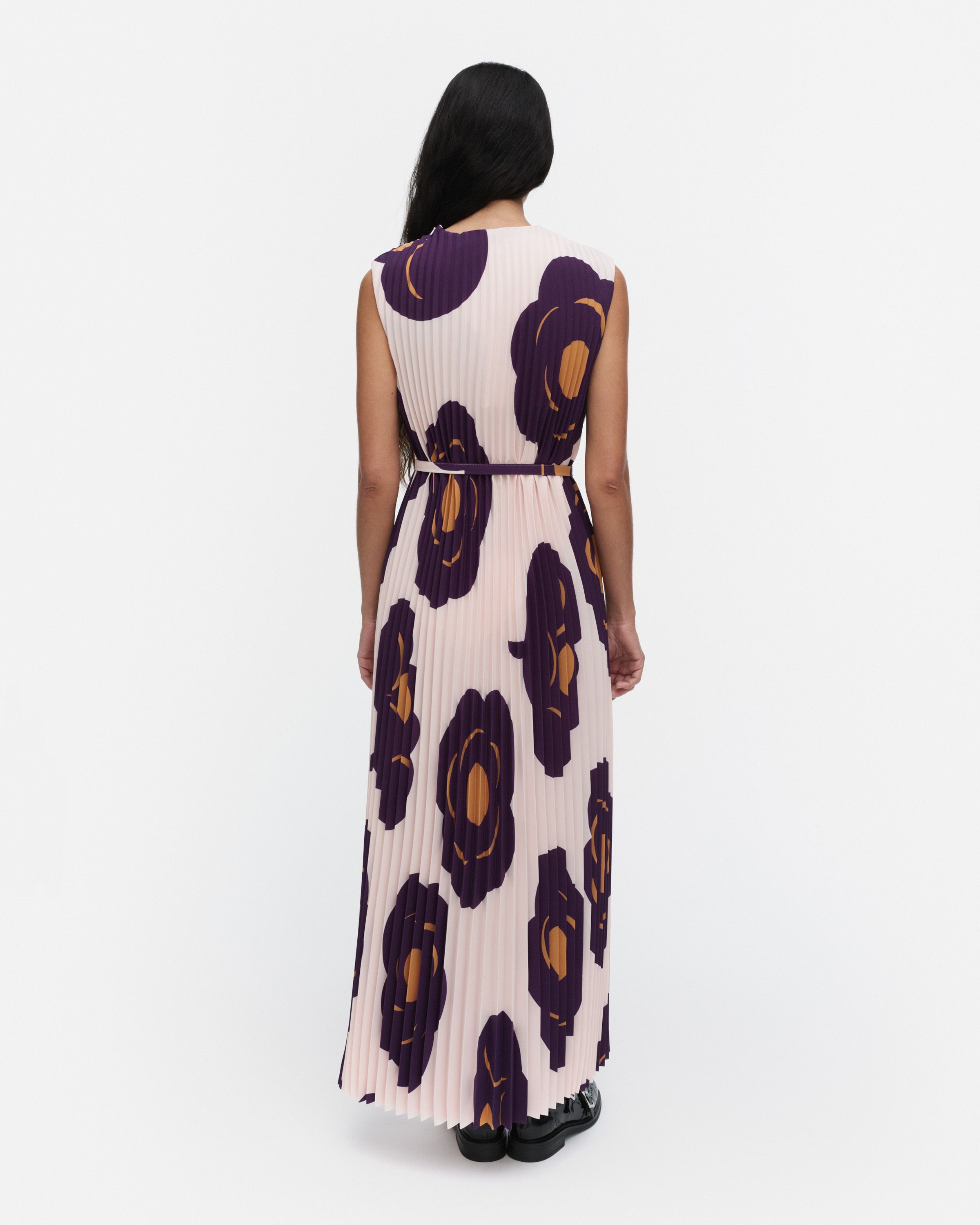 Juhlia Tumma Dress | Marimekko