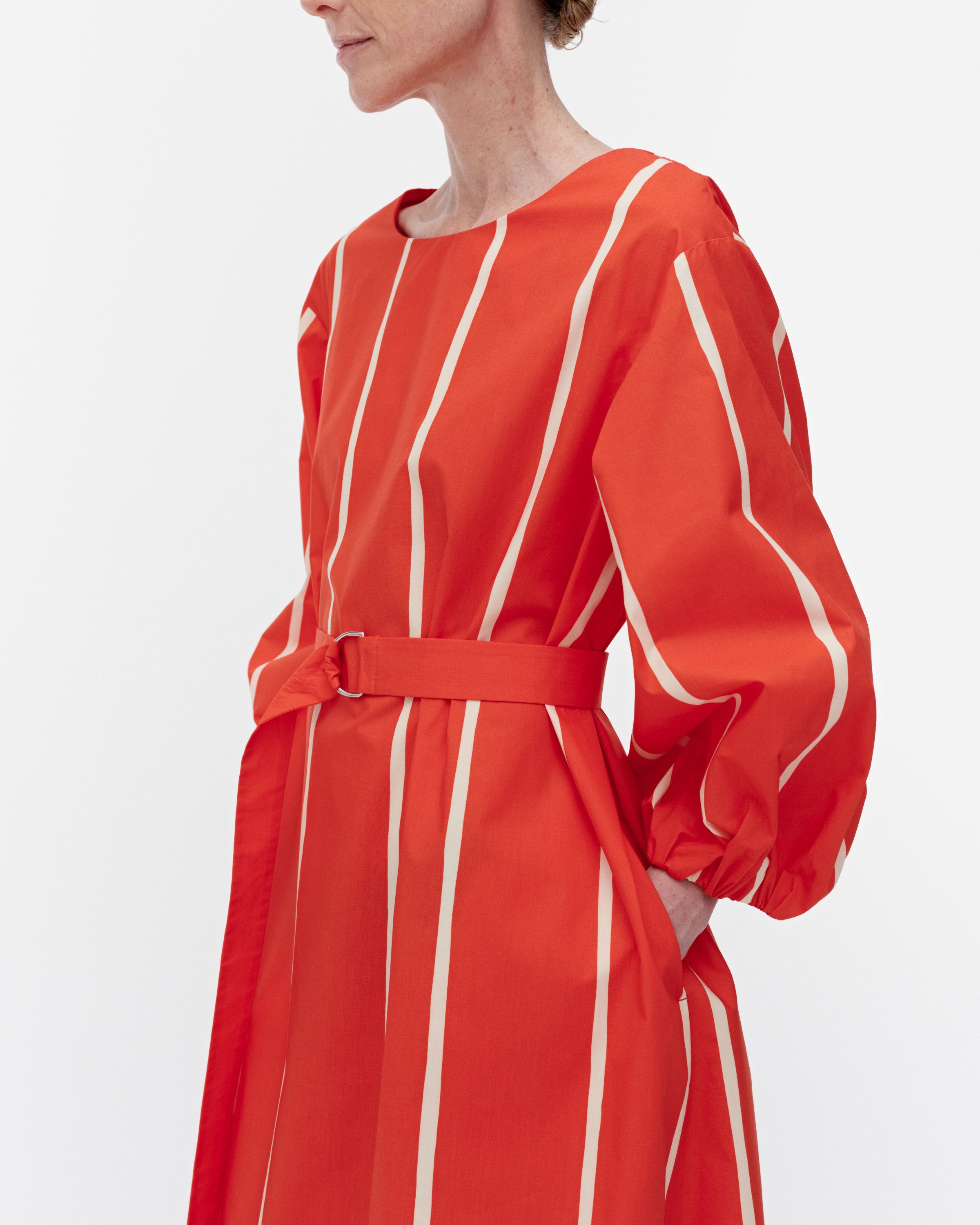 【マコ】Runoelma Puhveli / dress Runoelma Puhveli Dress | Marimekko