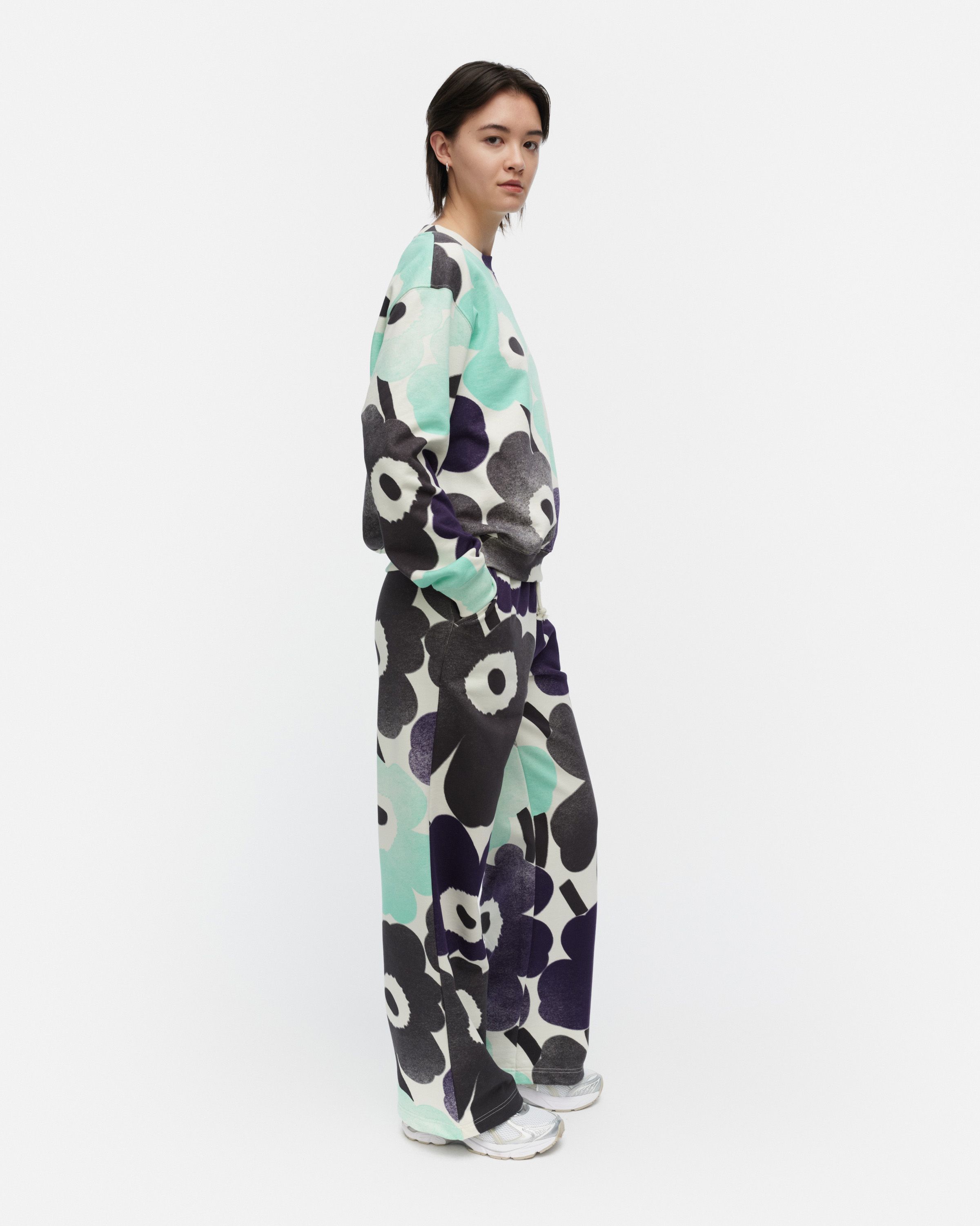 Leiot Unikko Kioski sweatshirt | Marimekko