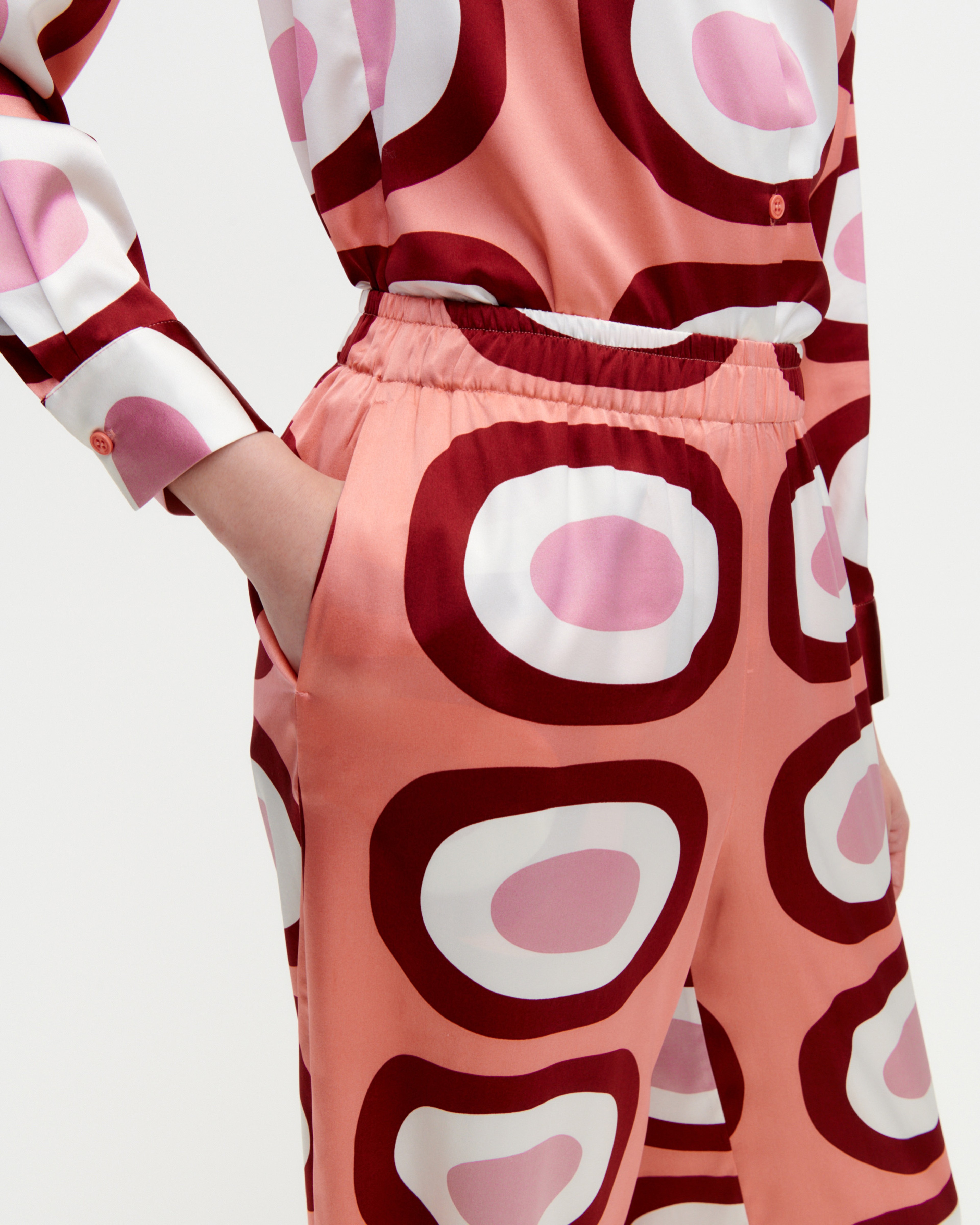 Solryn Pieni Melooni, Silk trousers, pink, brown, white, lilac,