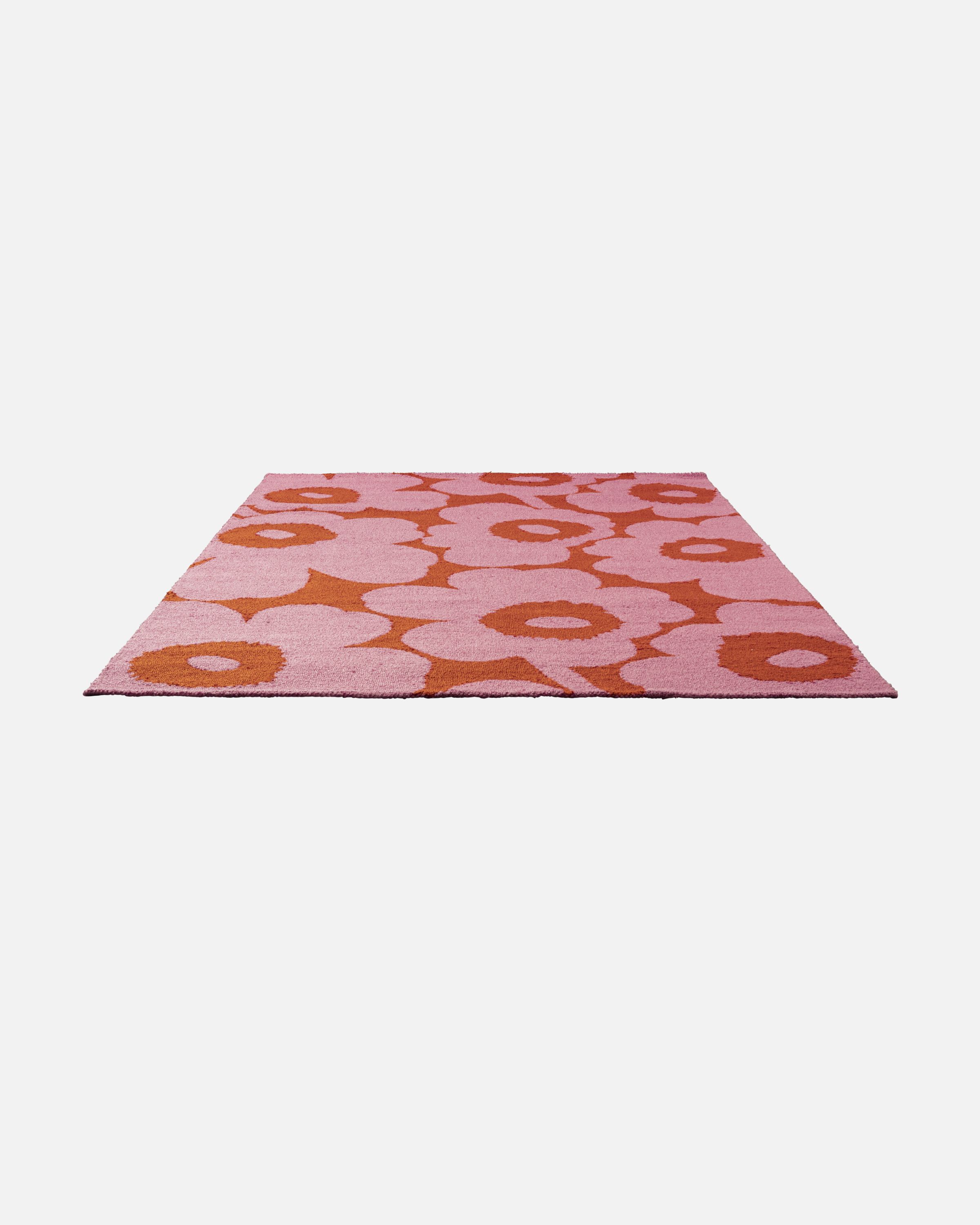 Unikko Outdoor Rug 160 x 230 cm orange, pink | Marimekko