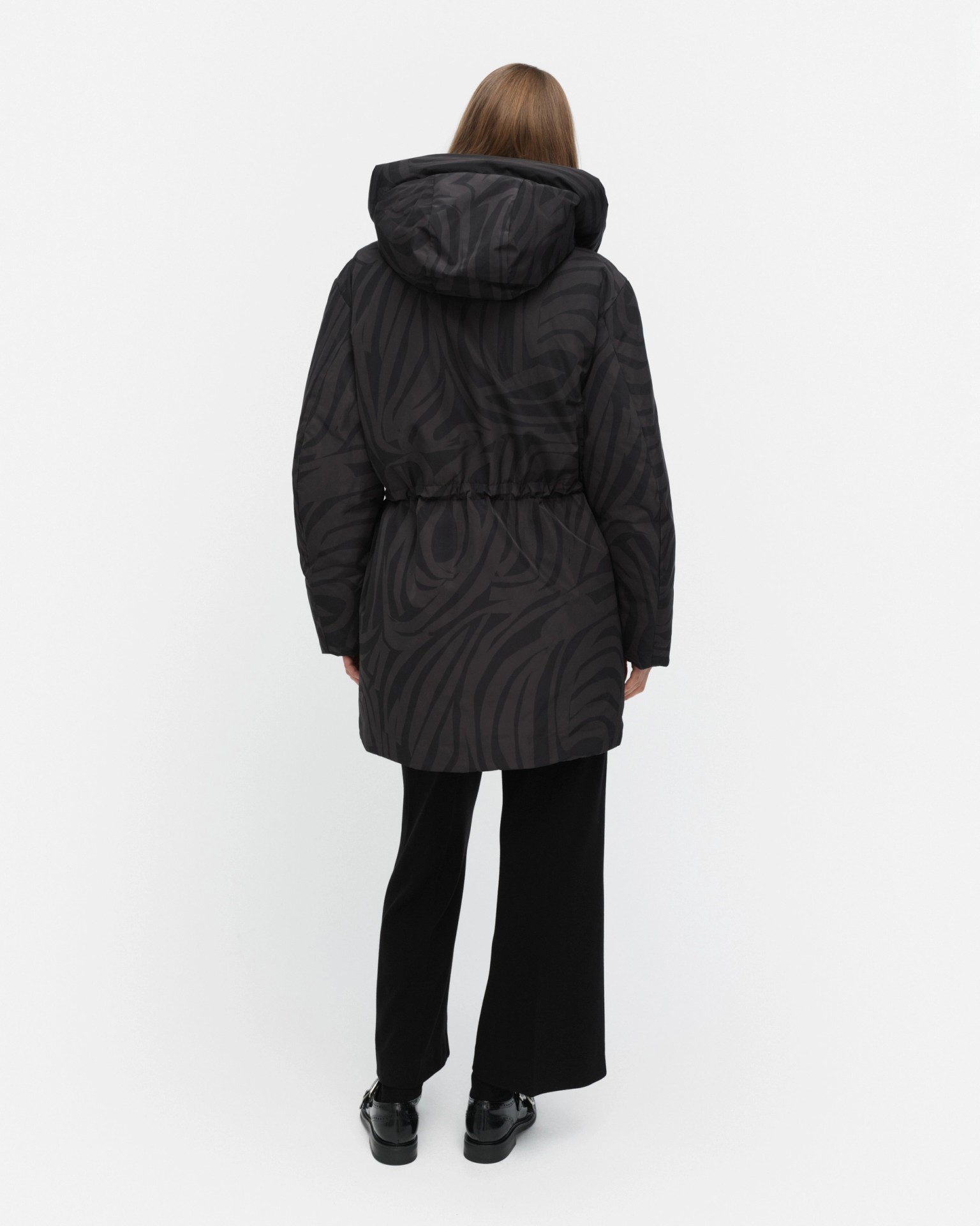 Käännös Jokuraita, Down coat, black, dark grey,