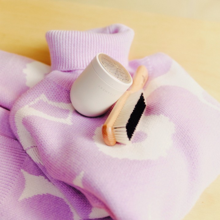 Kent clothes brush and Steamery Pilo 2 fabric shaver