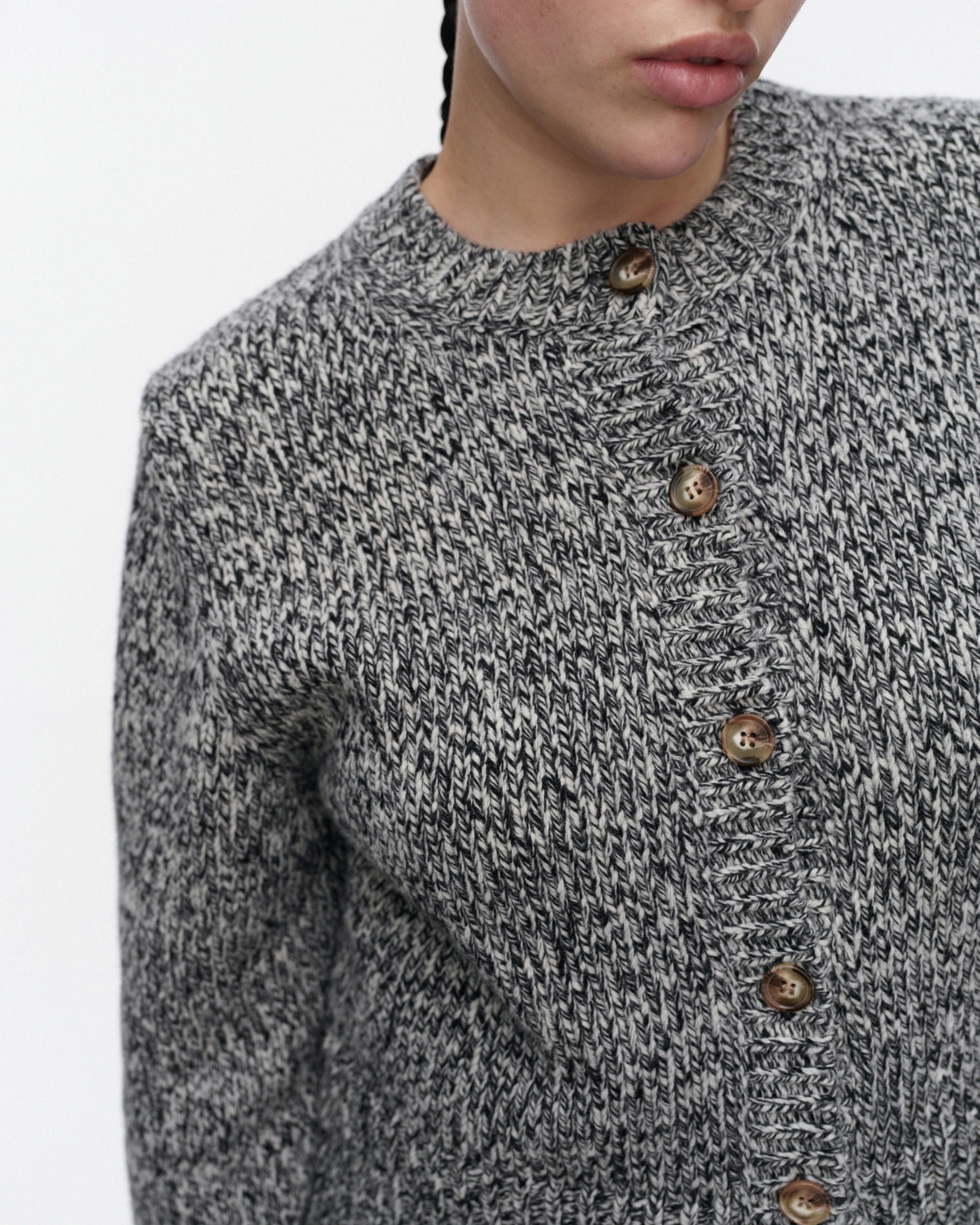 Hässäkkä, Knitted cardigan, off white, black,
