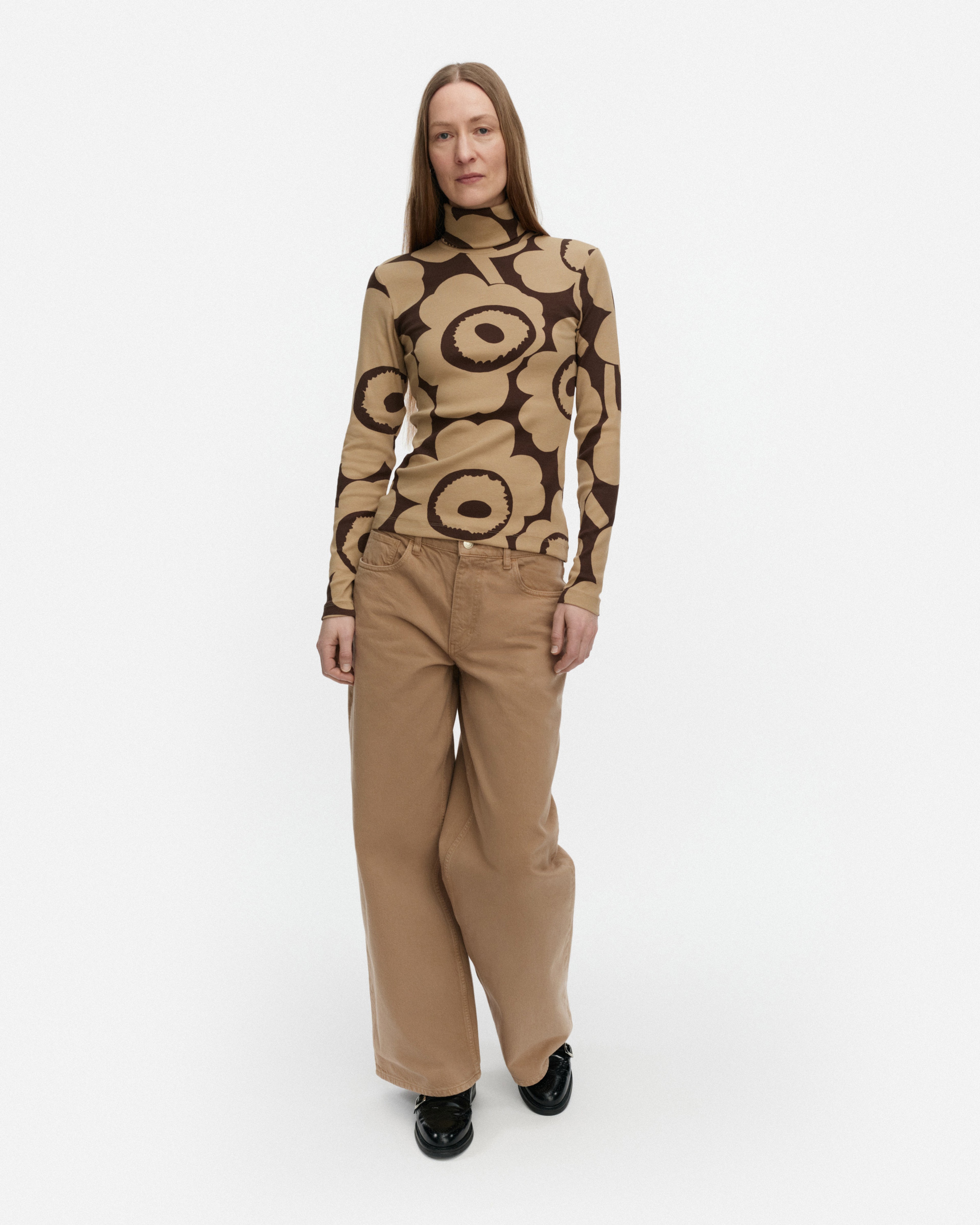 Emali Unikko, Turtleneck shirt, brown, dark brown,