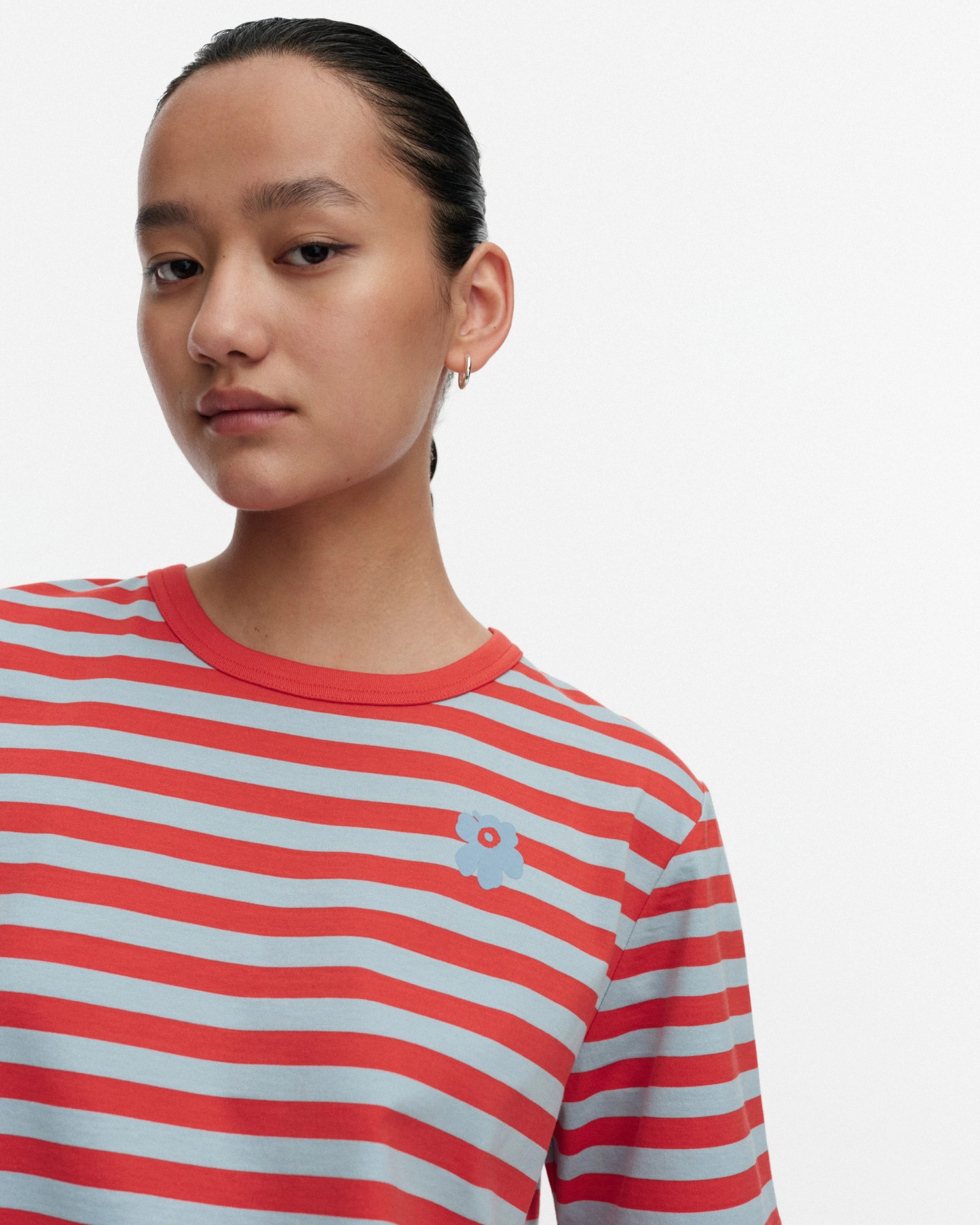 Tasaraita Unikko, Kioski t-shirt, red, light blue,