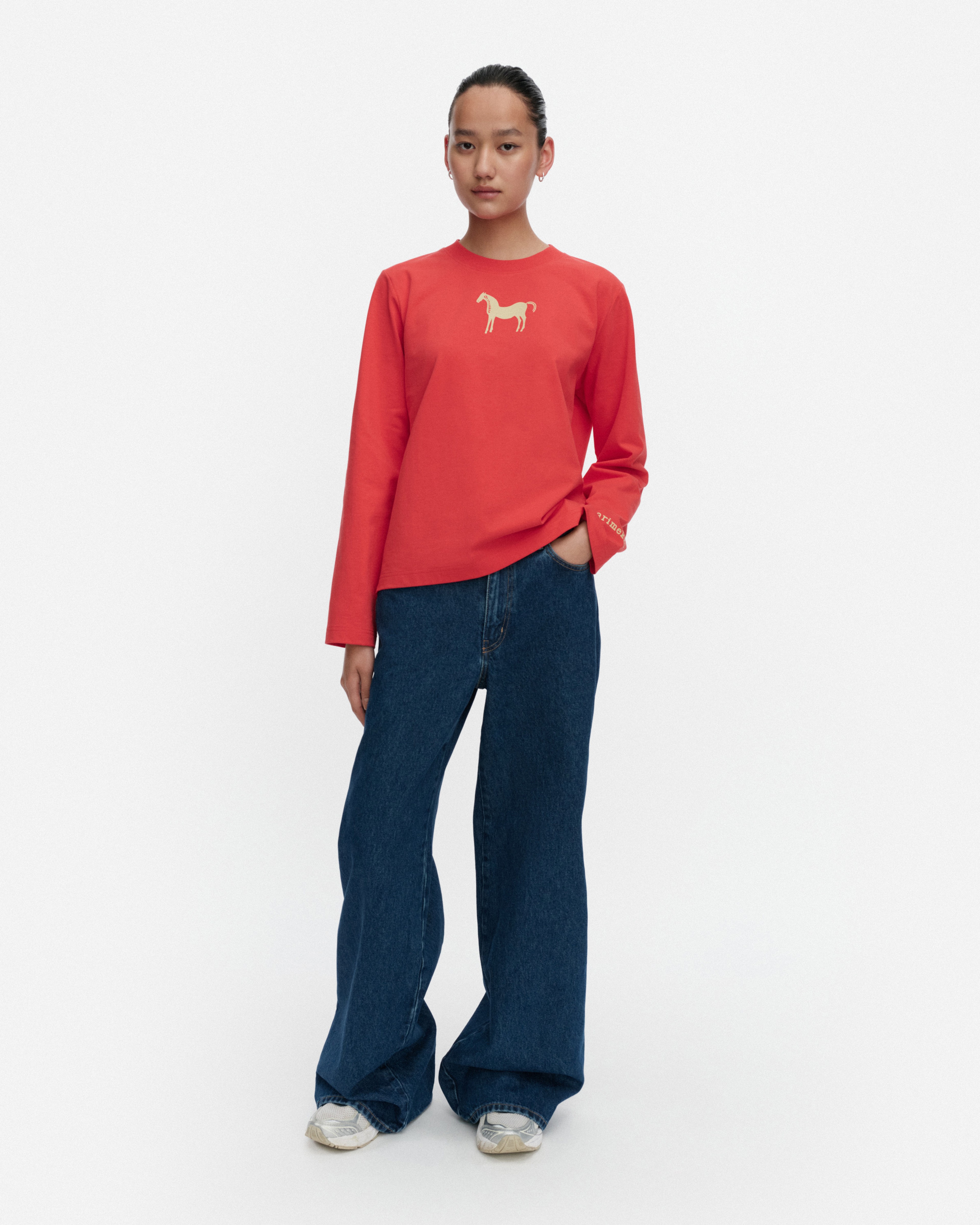 Elve Musta Tamma Placement, Kioski jersey shirt, red, beige,