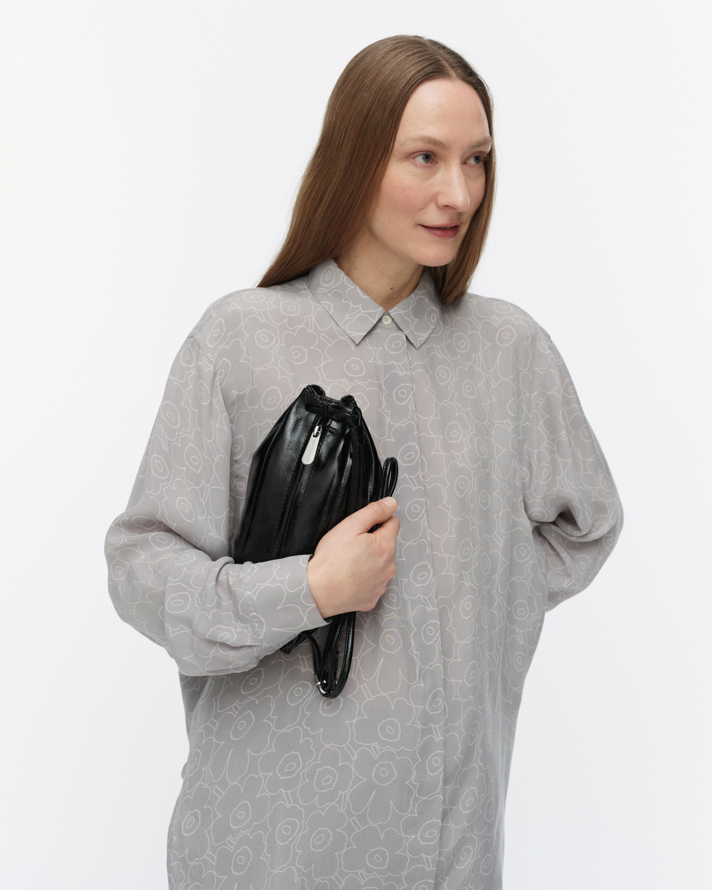 Pikku Karla Patent Shoulder bag | Marimekko