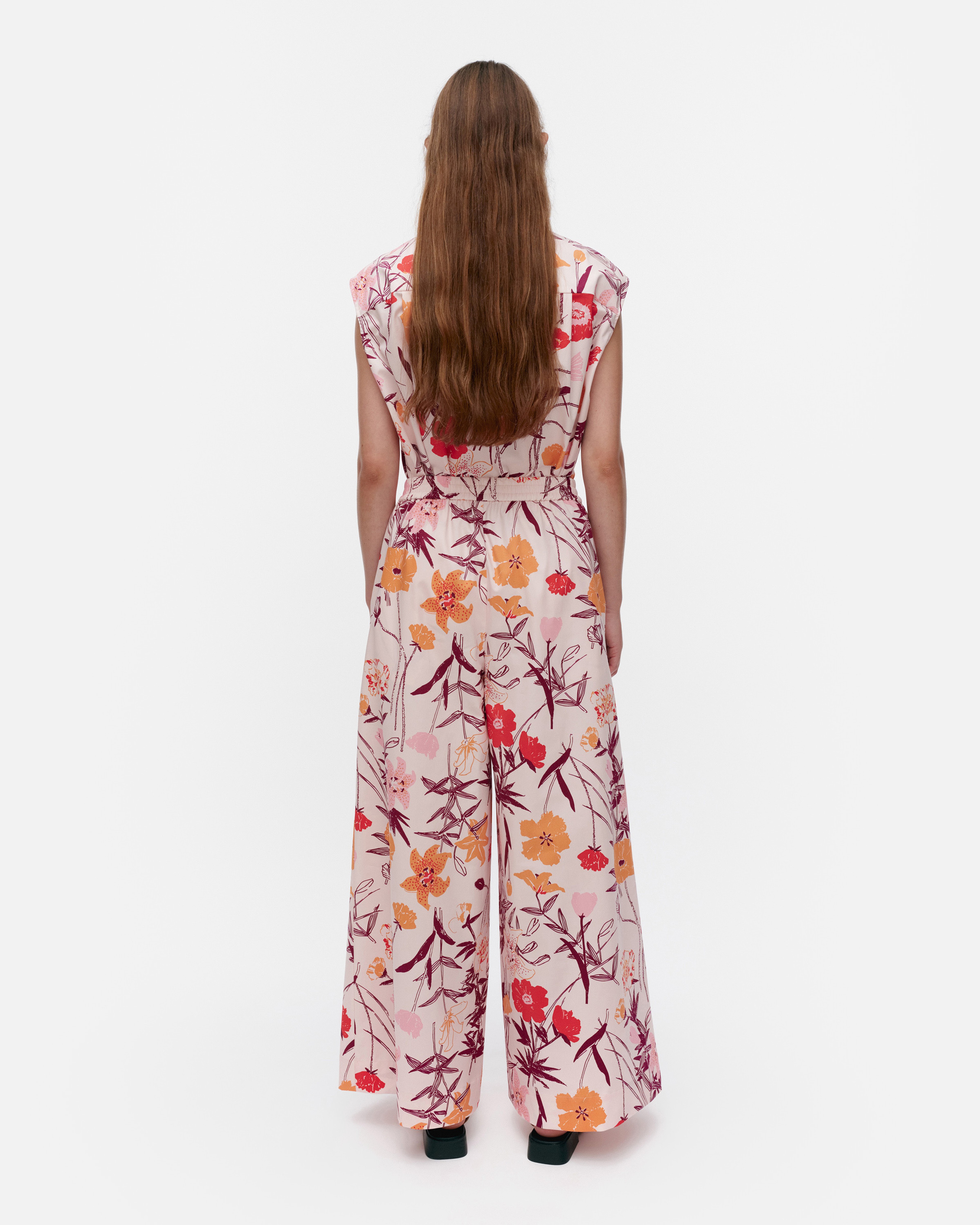 Kohti Perenna, Trousers, rose, wine red, orange,