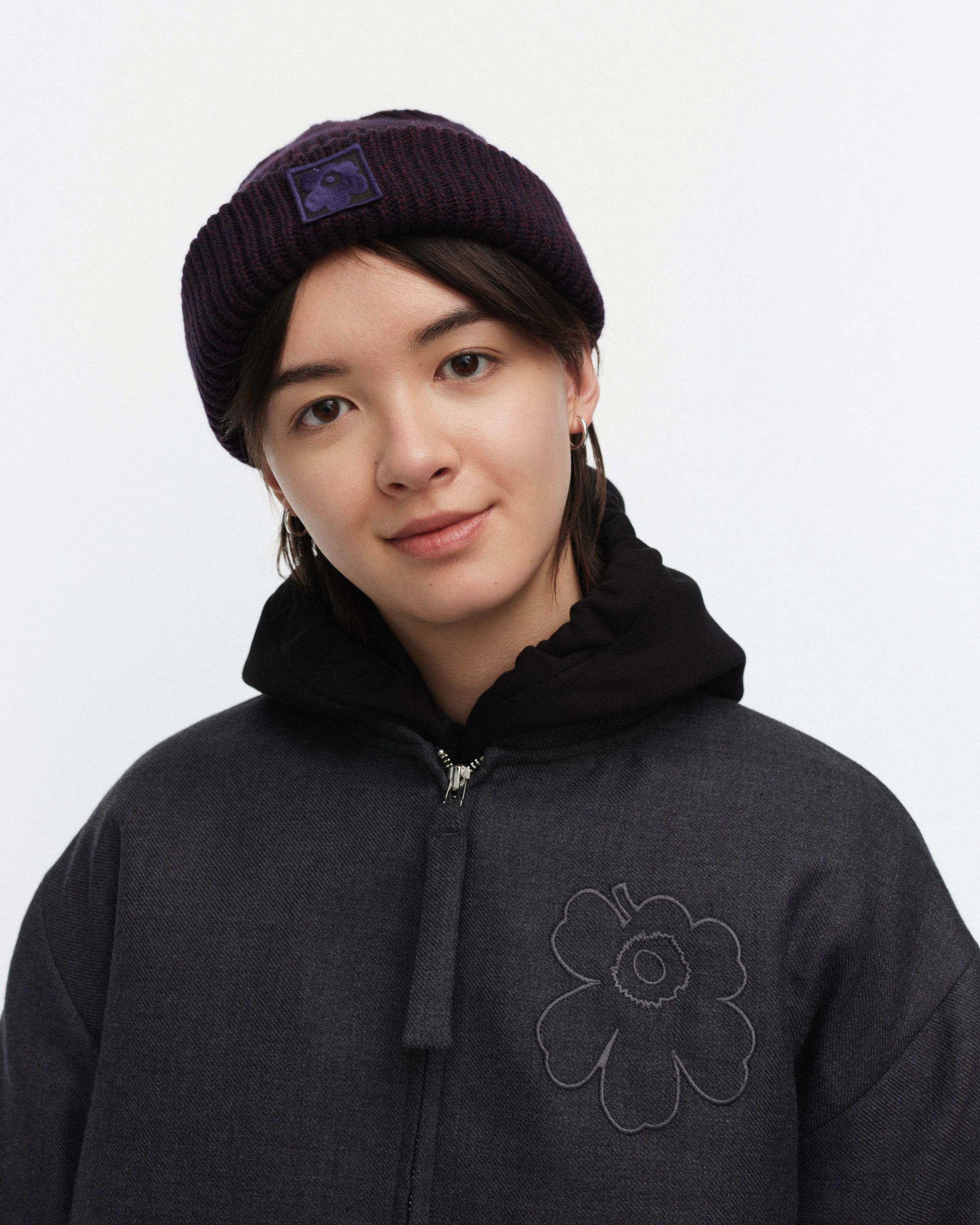 Roihua Kioski beanie purple | Marimekko