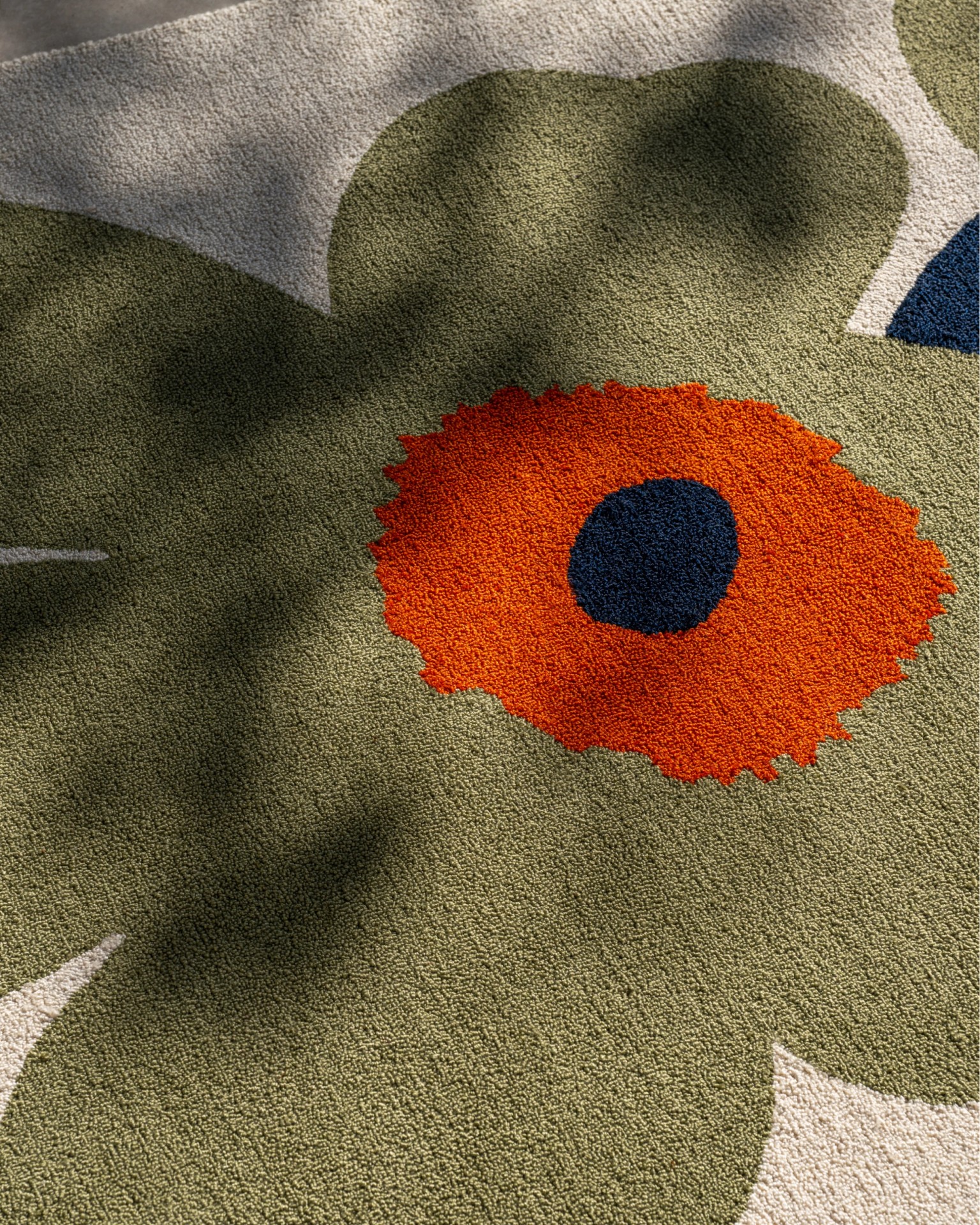 Unikko Outdoor Rug 160 x 230 cm