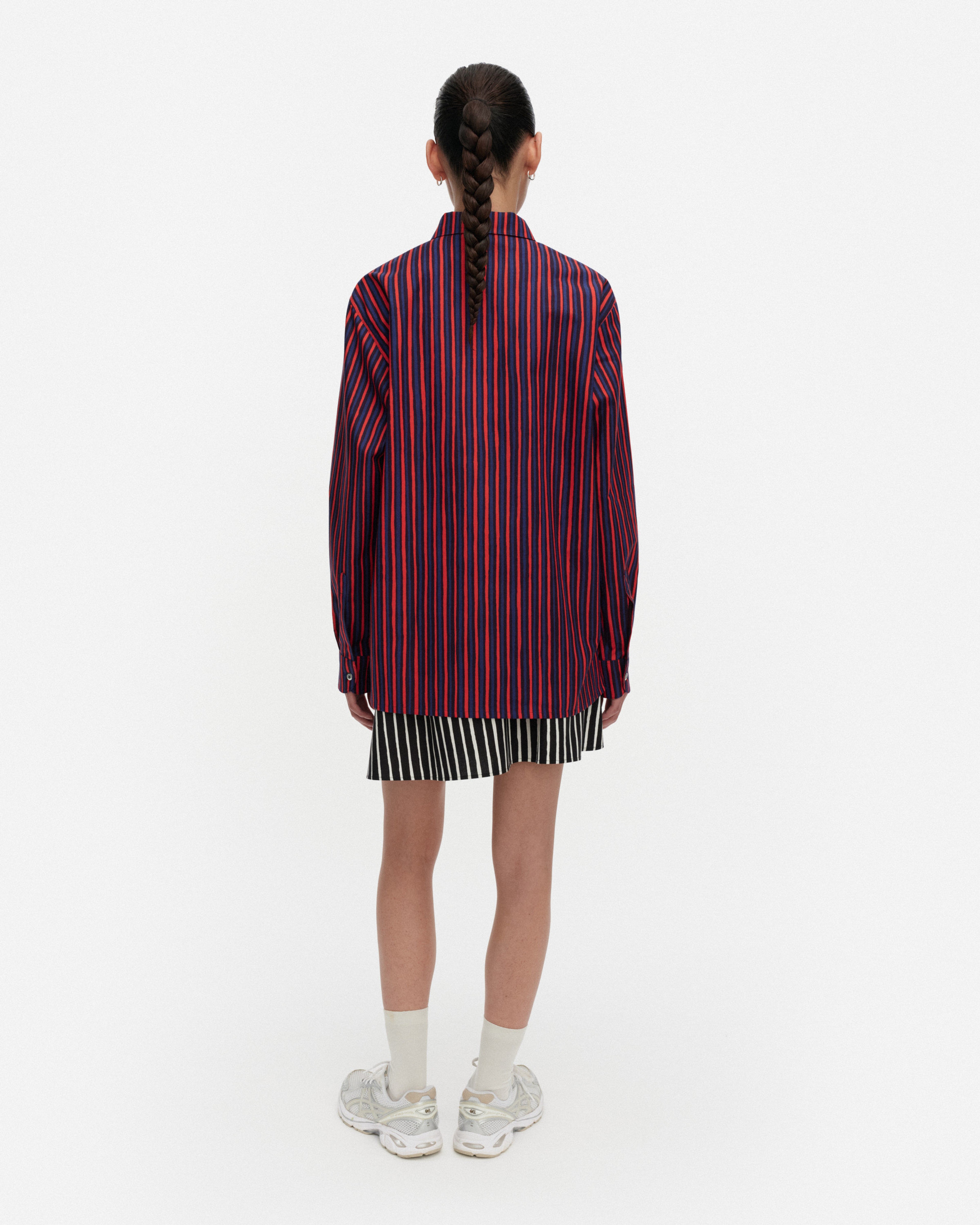 Jokapoika, Kioski puuvillapaita, sininen, punainen,