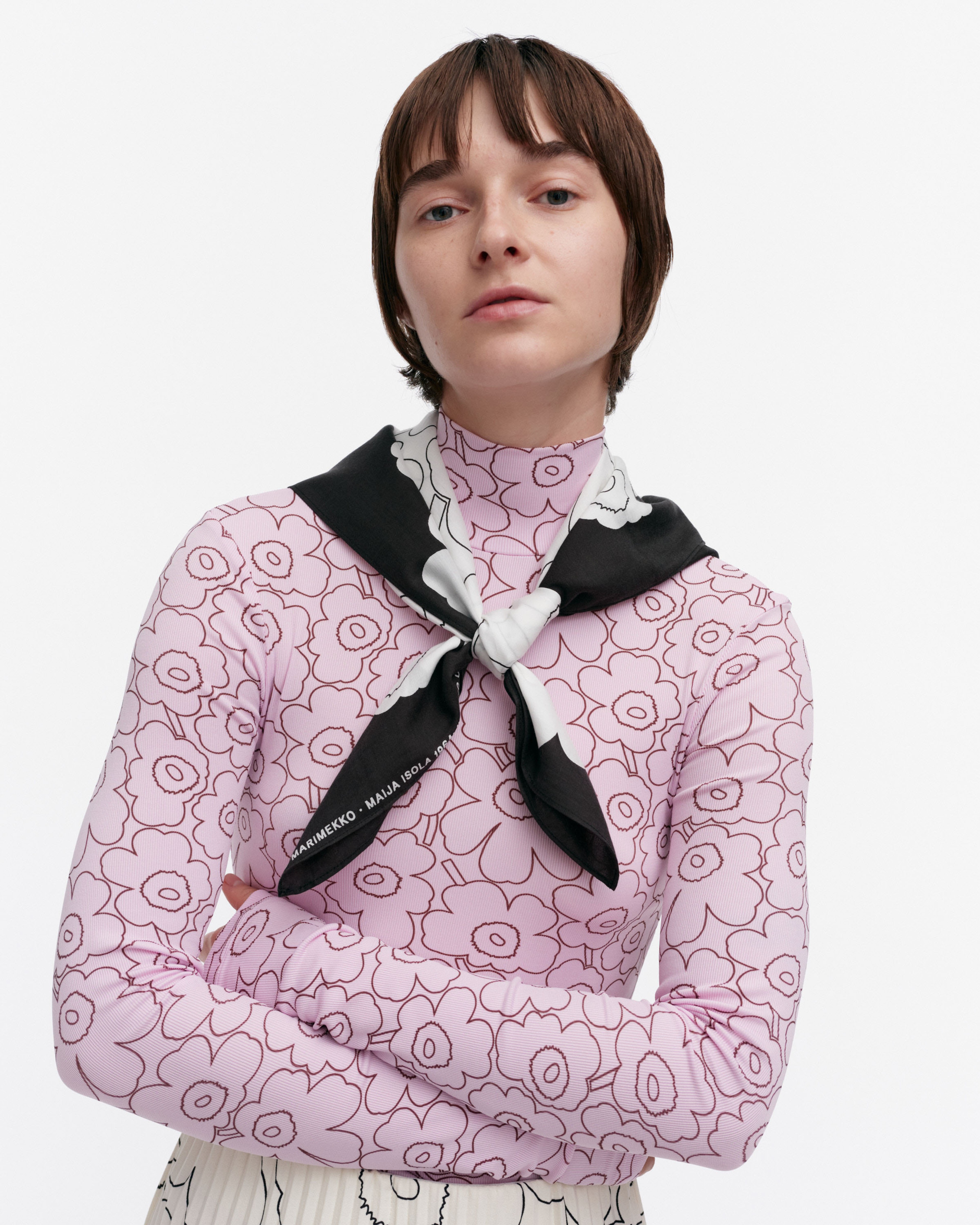 Keskiö Piirto Unikko, Scarf, black, white,