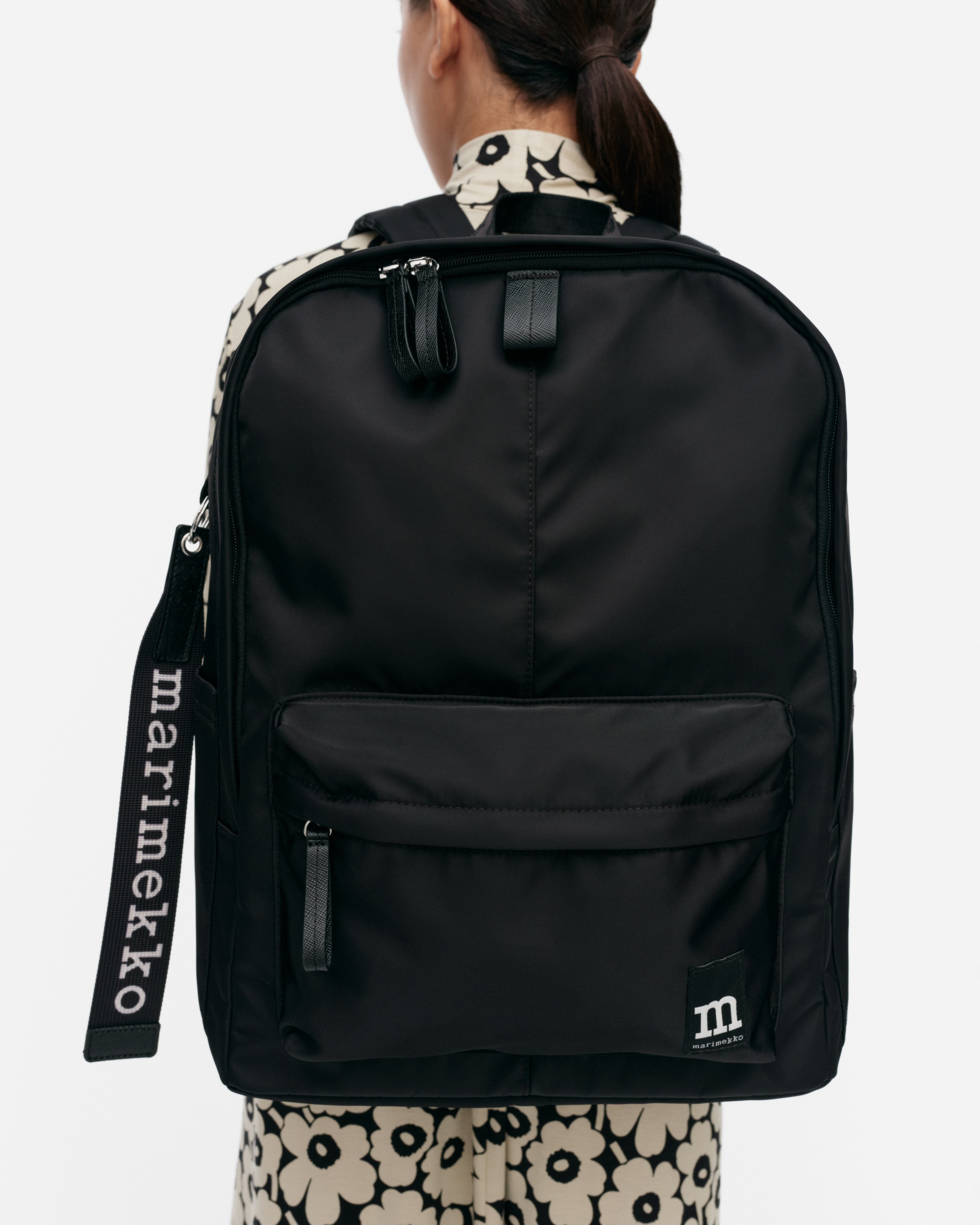 Zip Top Backpack Solid 