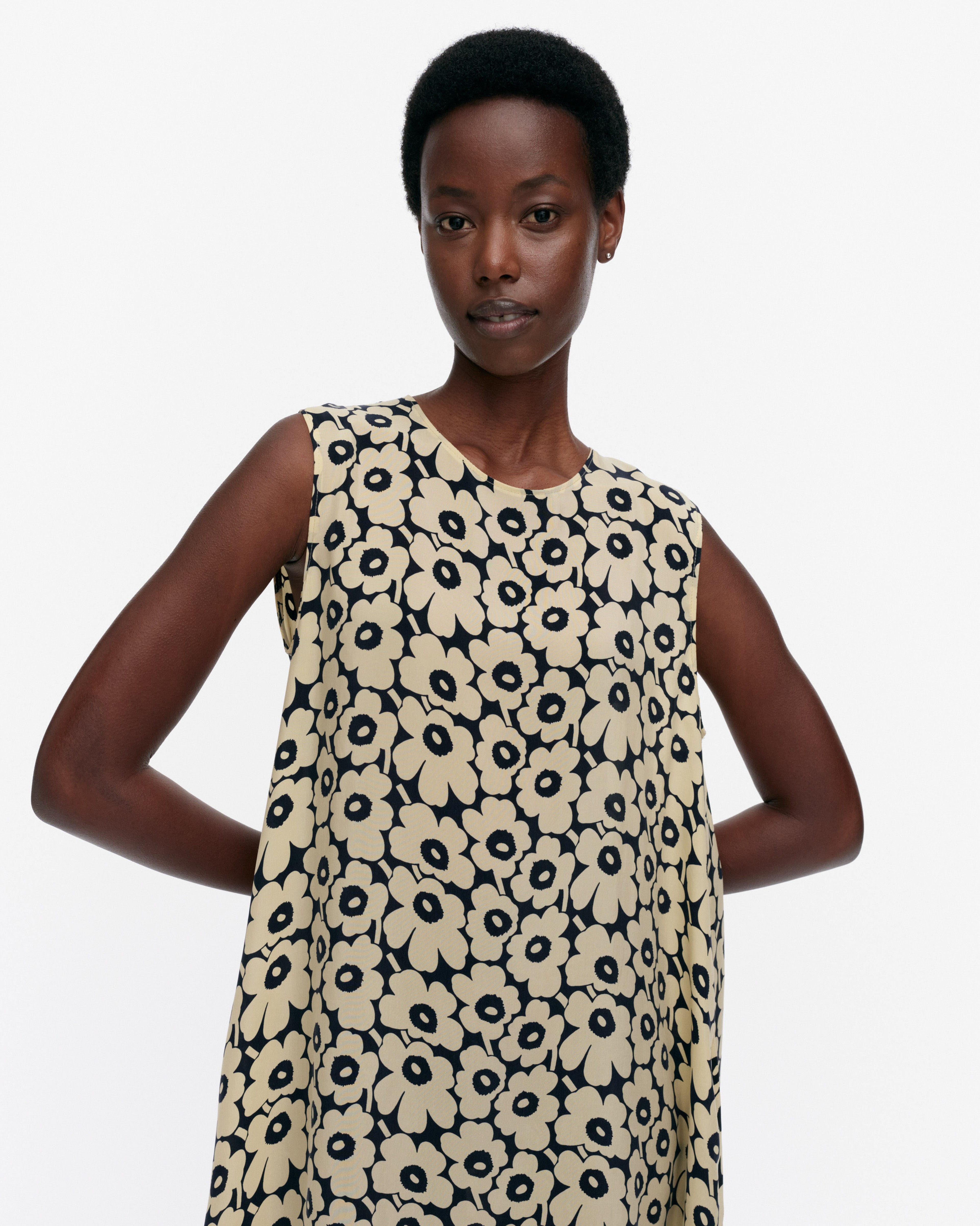 Migot Unikko, Dress, light beige, dark navy,