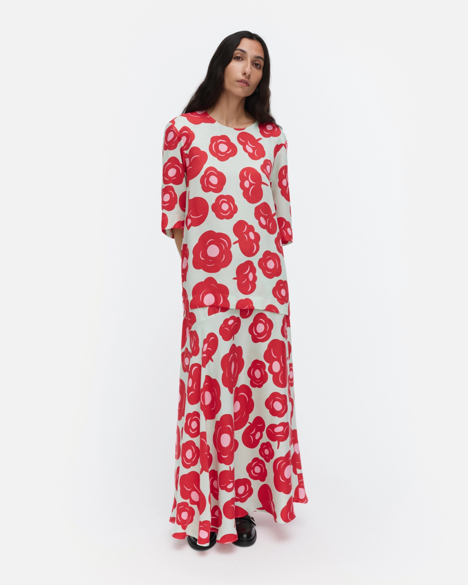 Tanssit Tumma, Skirt, light turquoise, red, pink,
