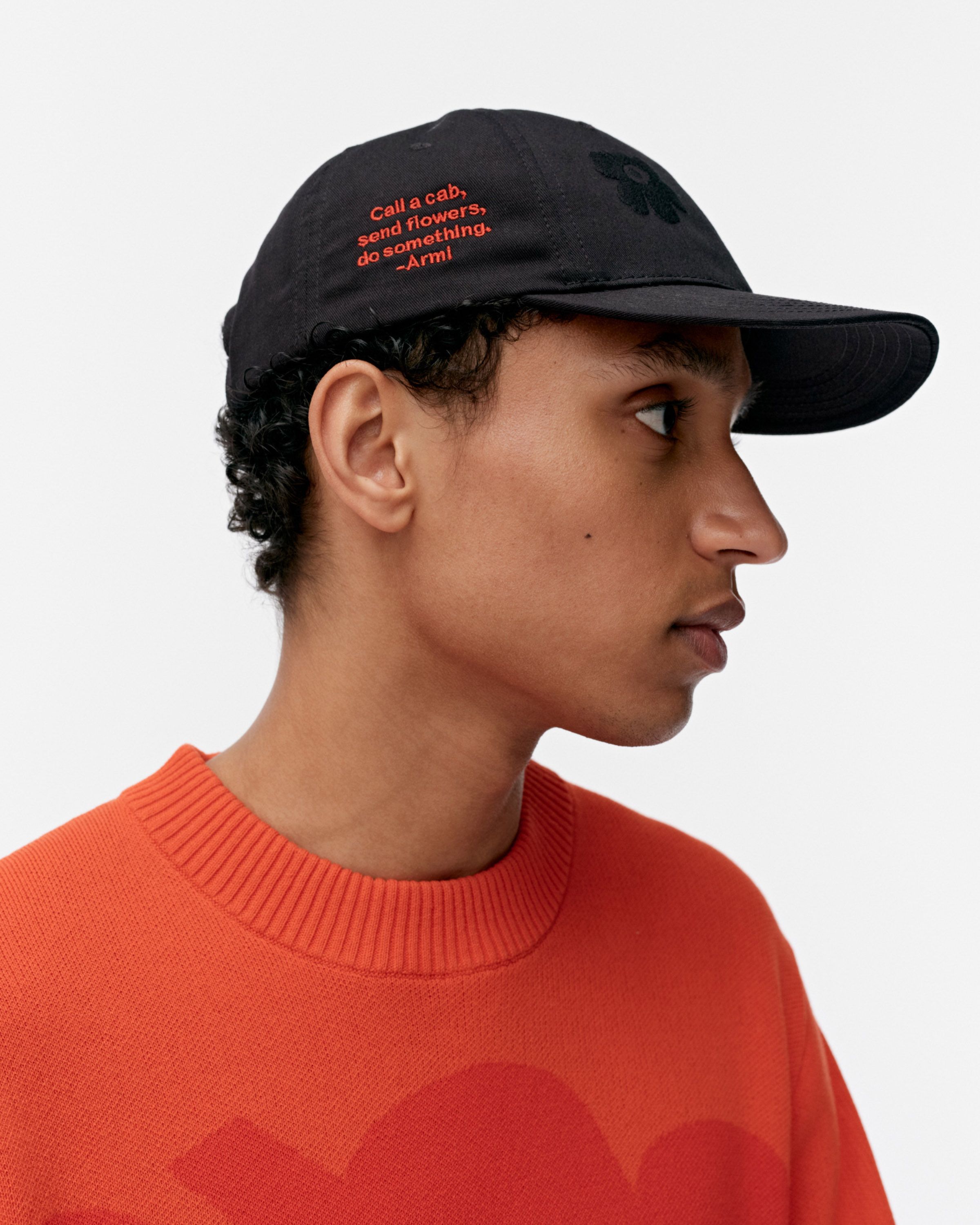マリメッコ　Sementti Solid Capソリッドキャップ2025新作 Sementti Solid キャップ | Marimekko Kioski | Marimekko