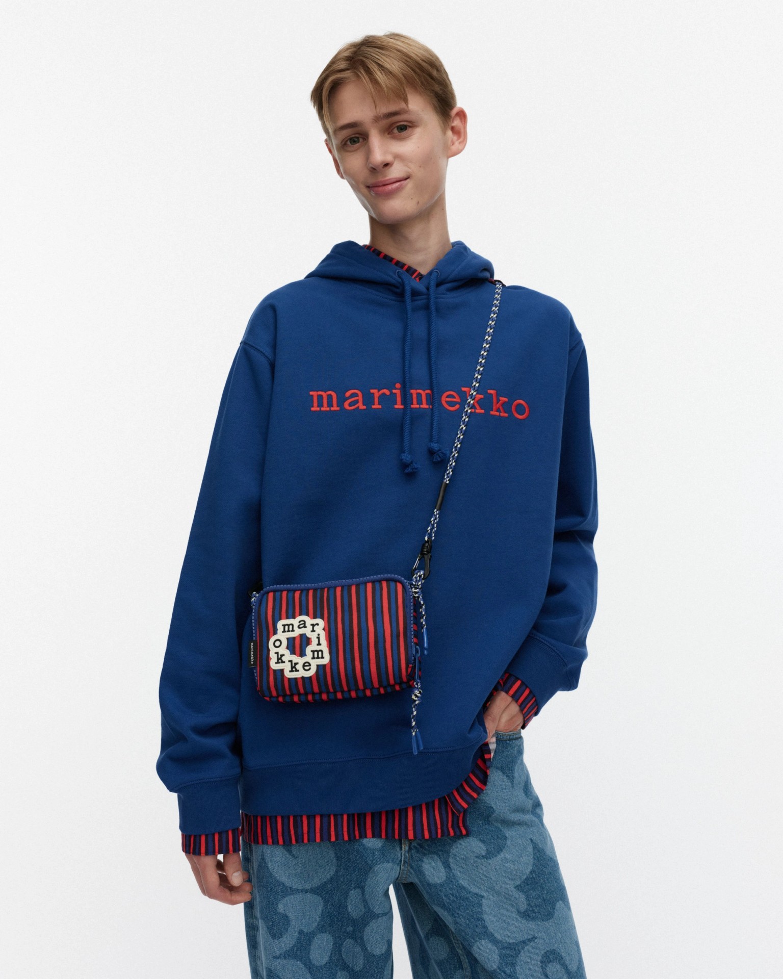 Iloisa Piccolo, Kioski shoulder bag, blue, red,