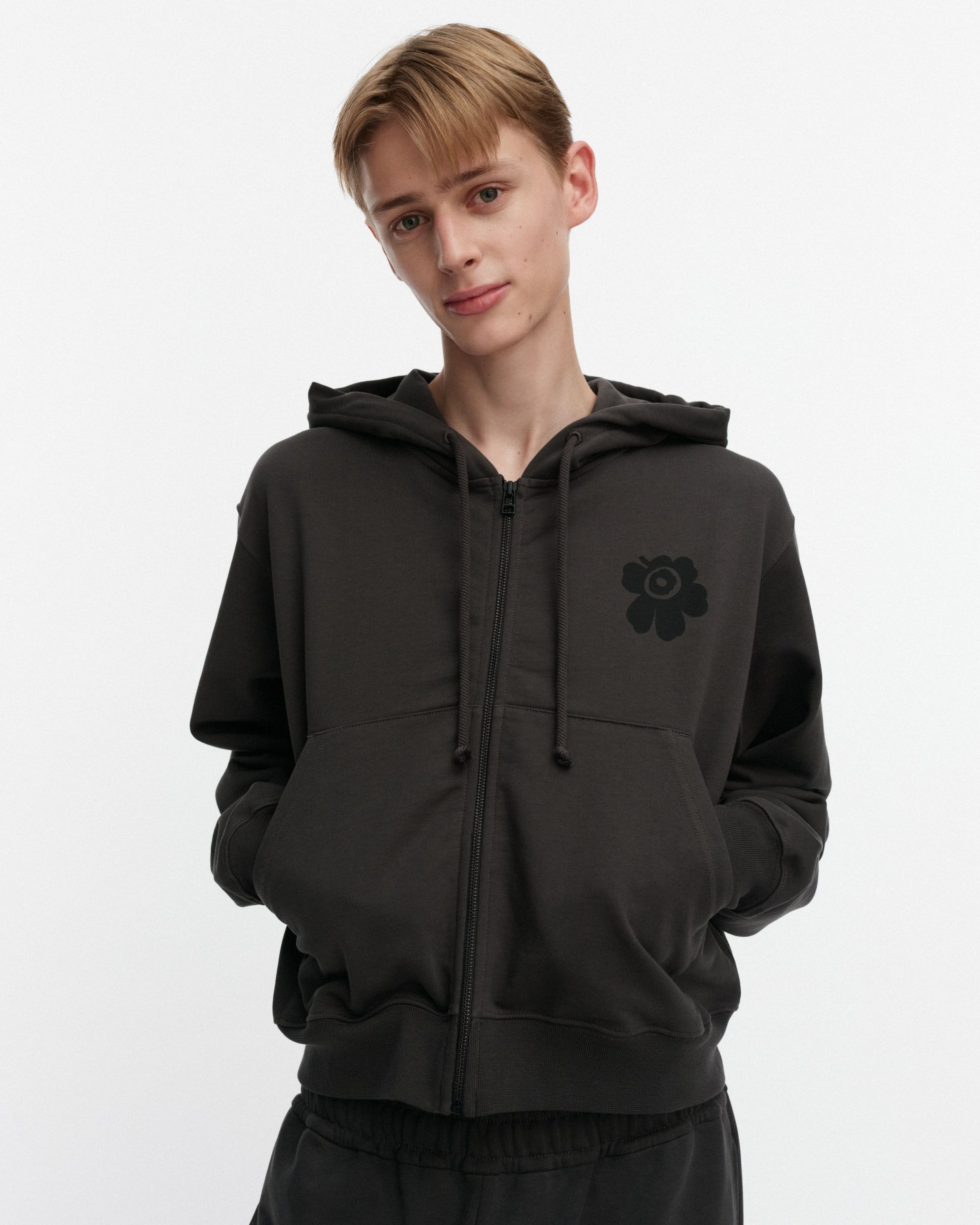 Joggi Unikko Placement Kioski hoodie | Marimekko