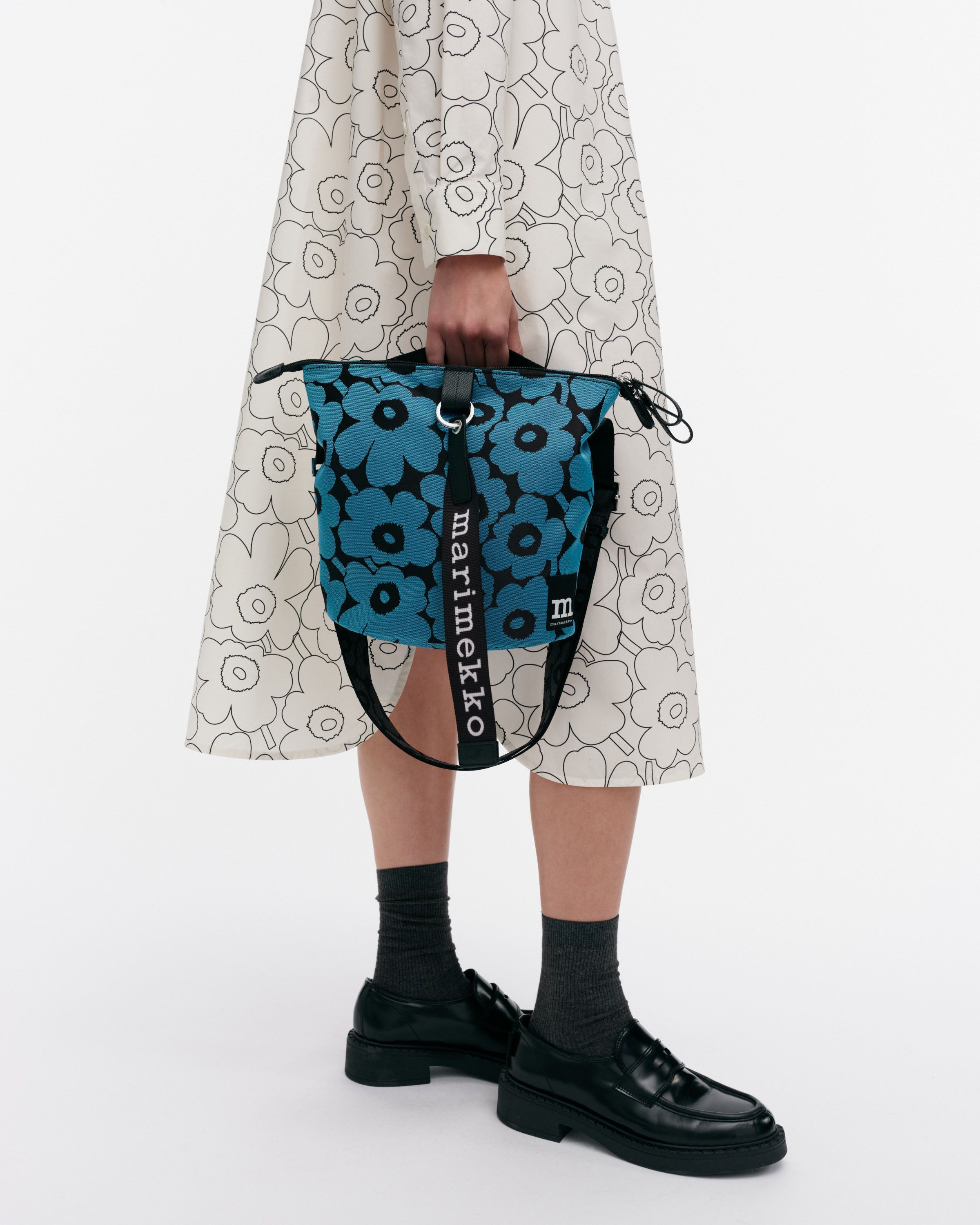 32d9e81d67cbb4fb7ee036403932c8