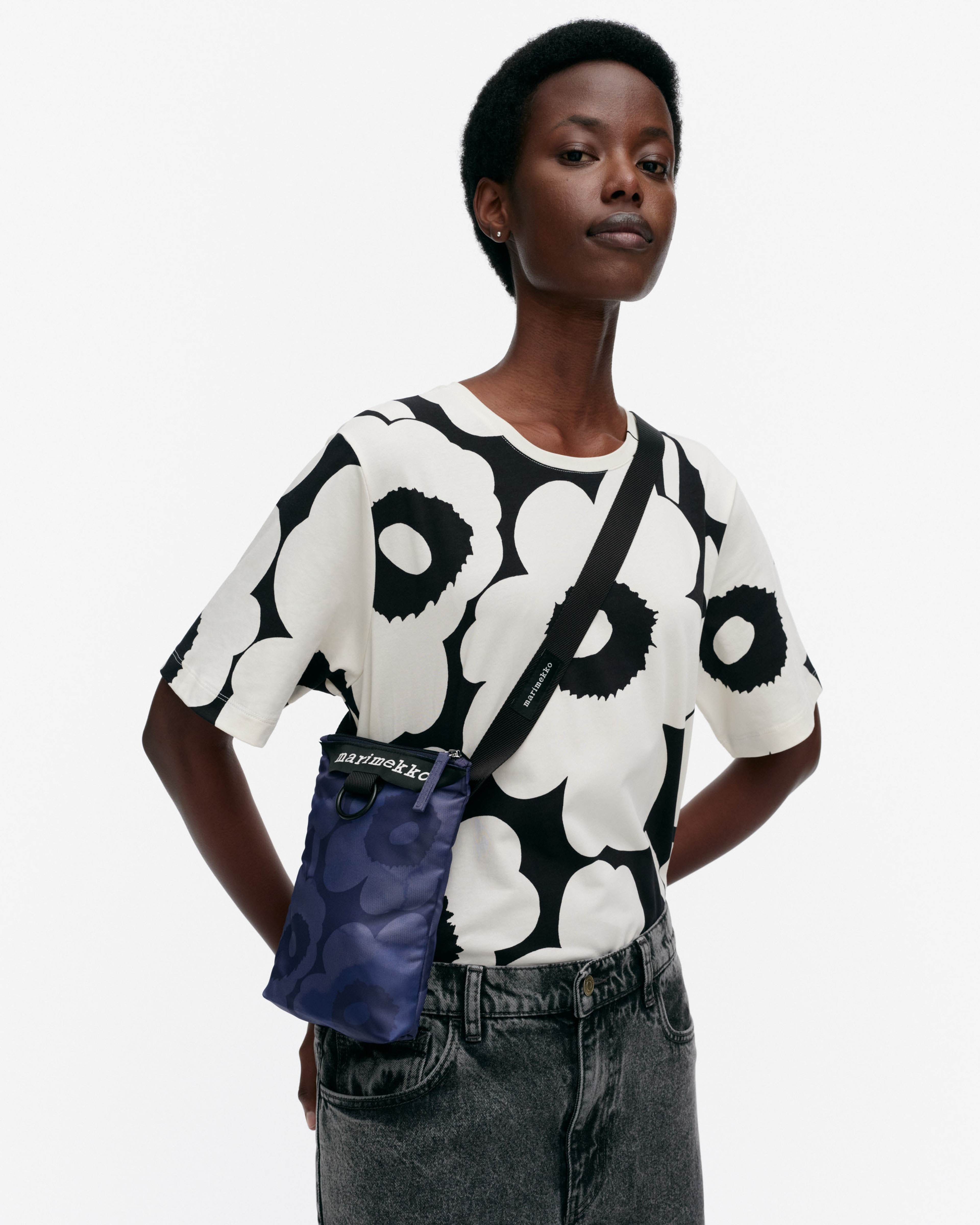 Neat Phone Pocket Akvarelli Unikko, Shoulder bag, dark blue, blue,
