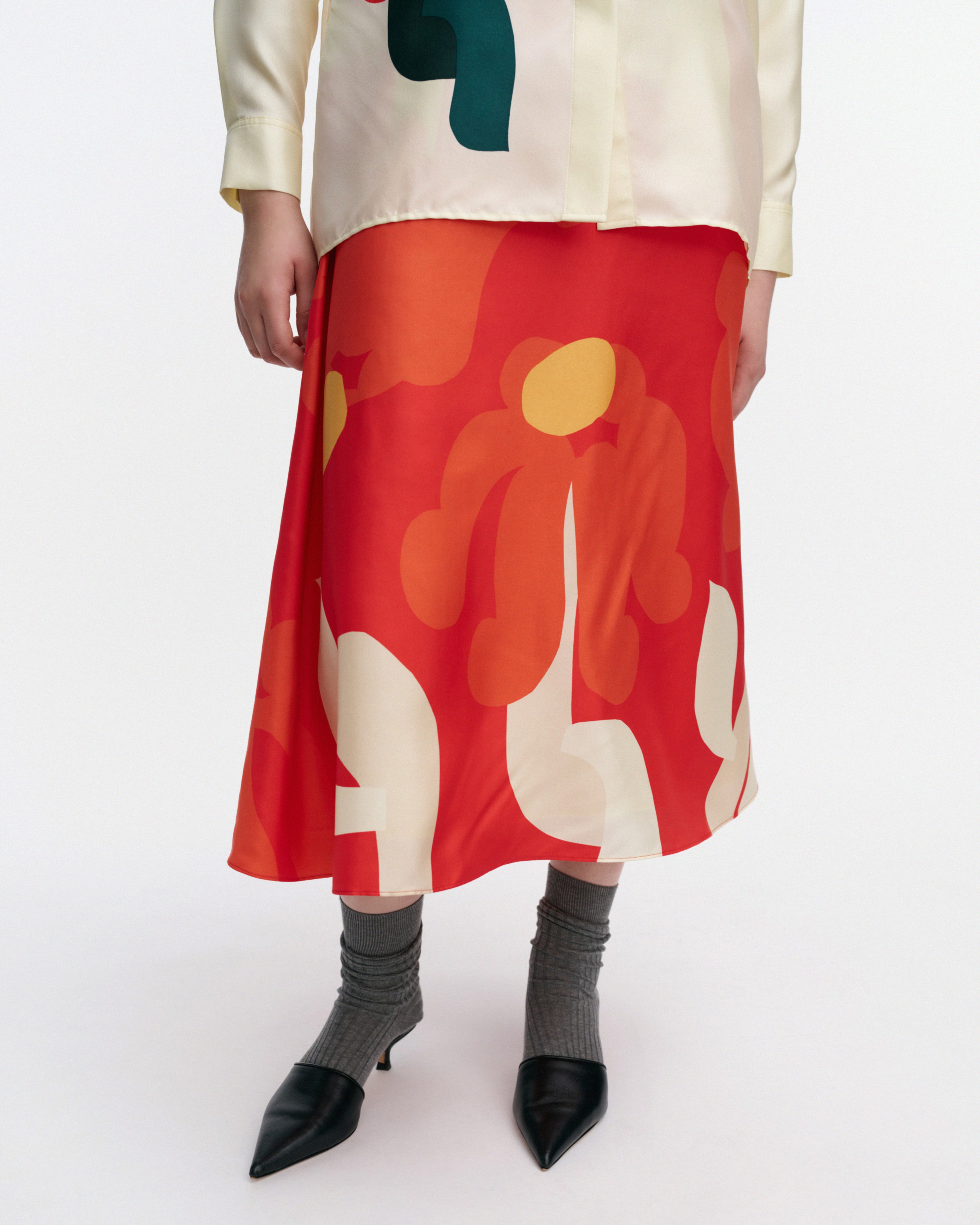 Koostumus Kukkahattu Silk skirt