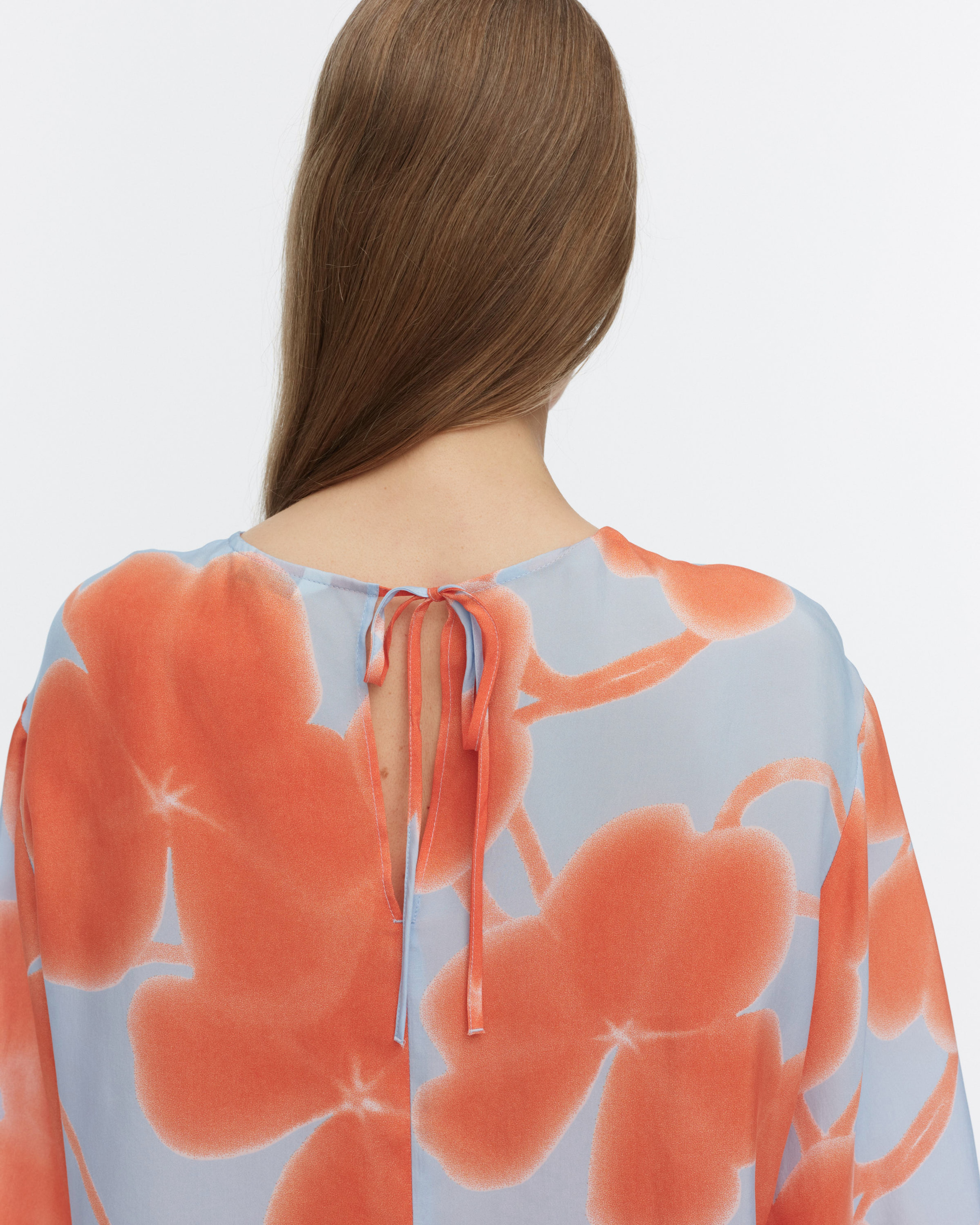 Oaja Ketunleipä, Shirt, light blue, orange, light pink,