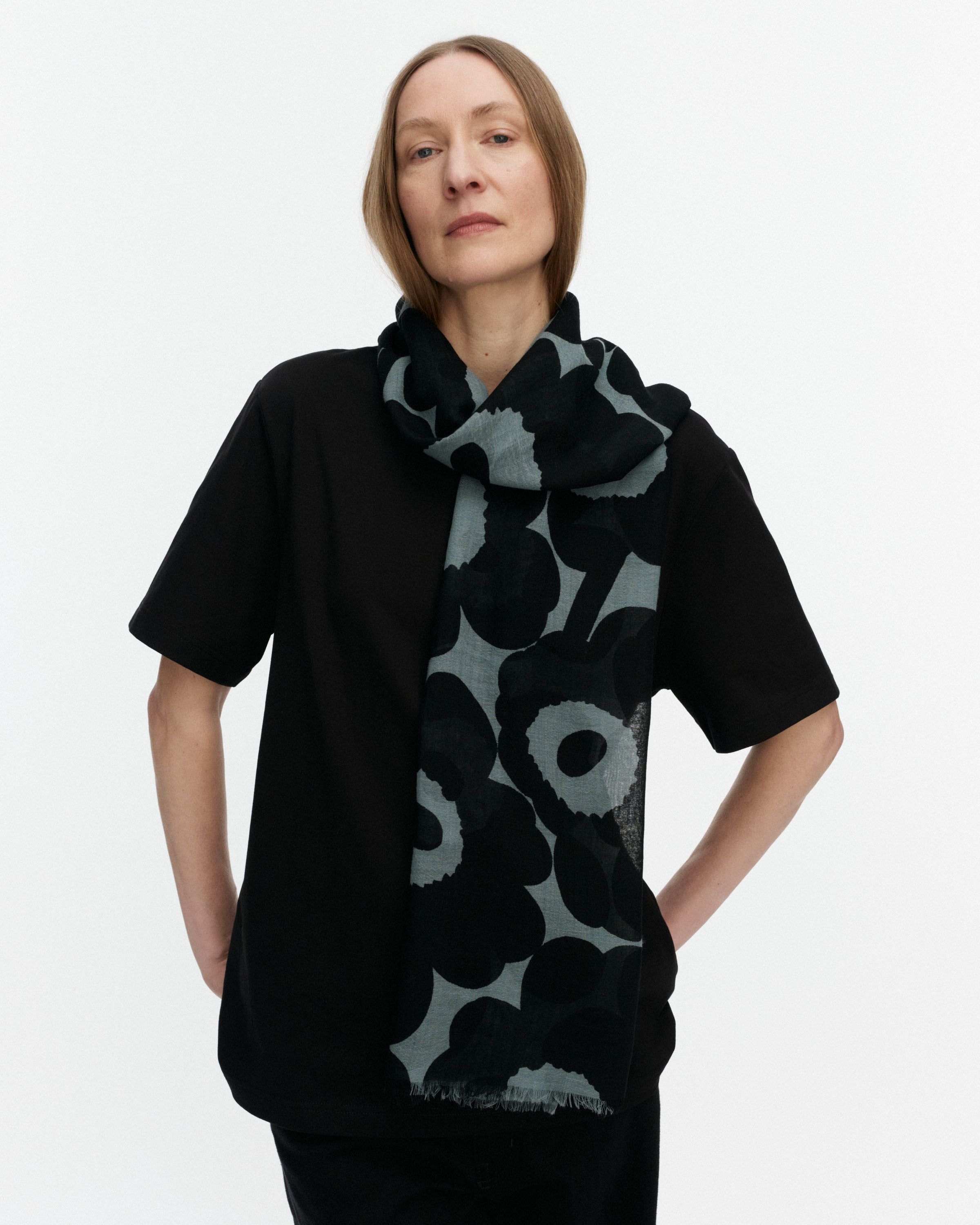 Fiore Unikko Scarf | Marimekko