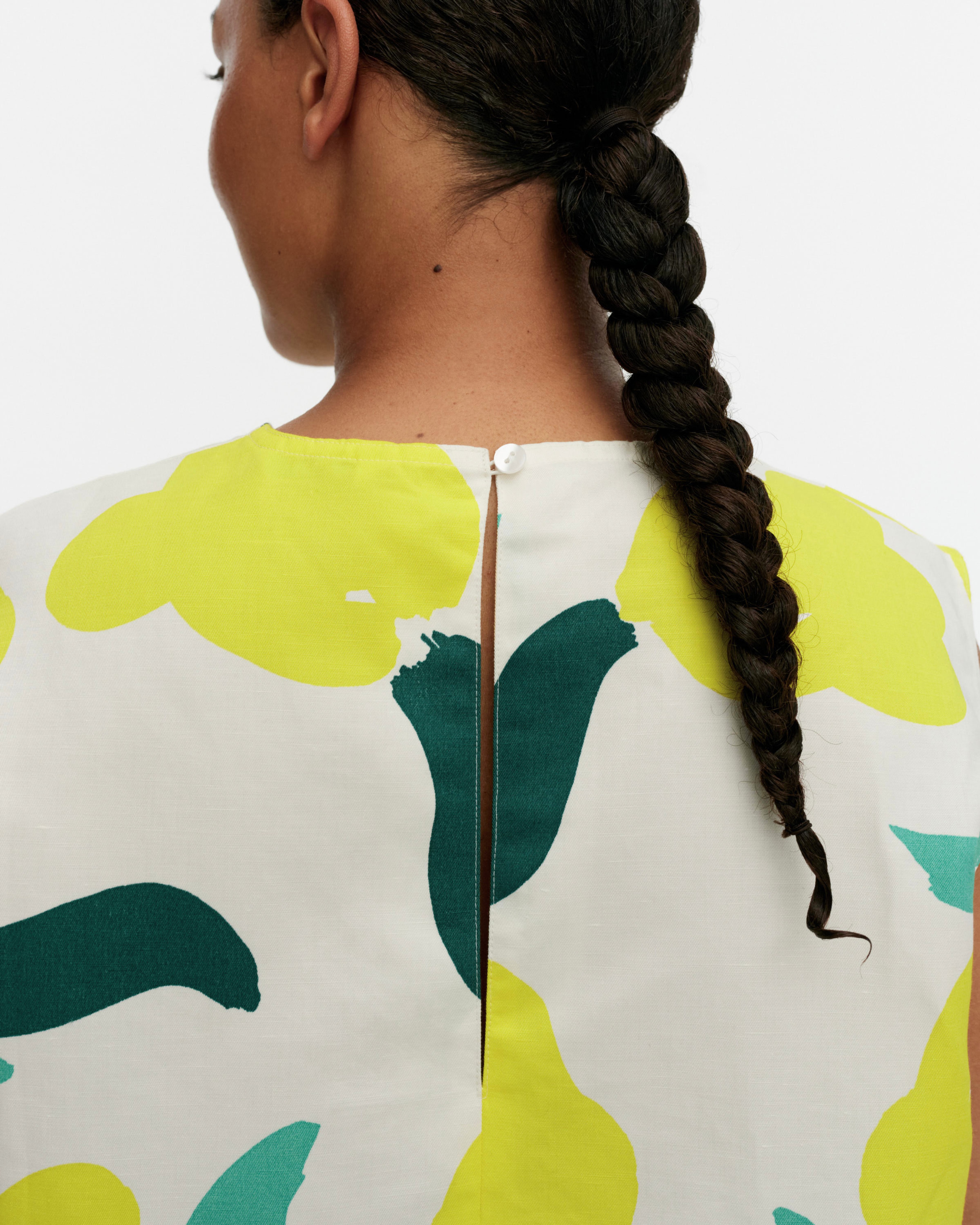 Erilaisia Lemmitty, Top, off white, yellow, green,