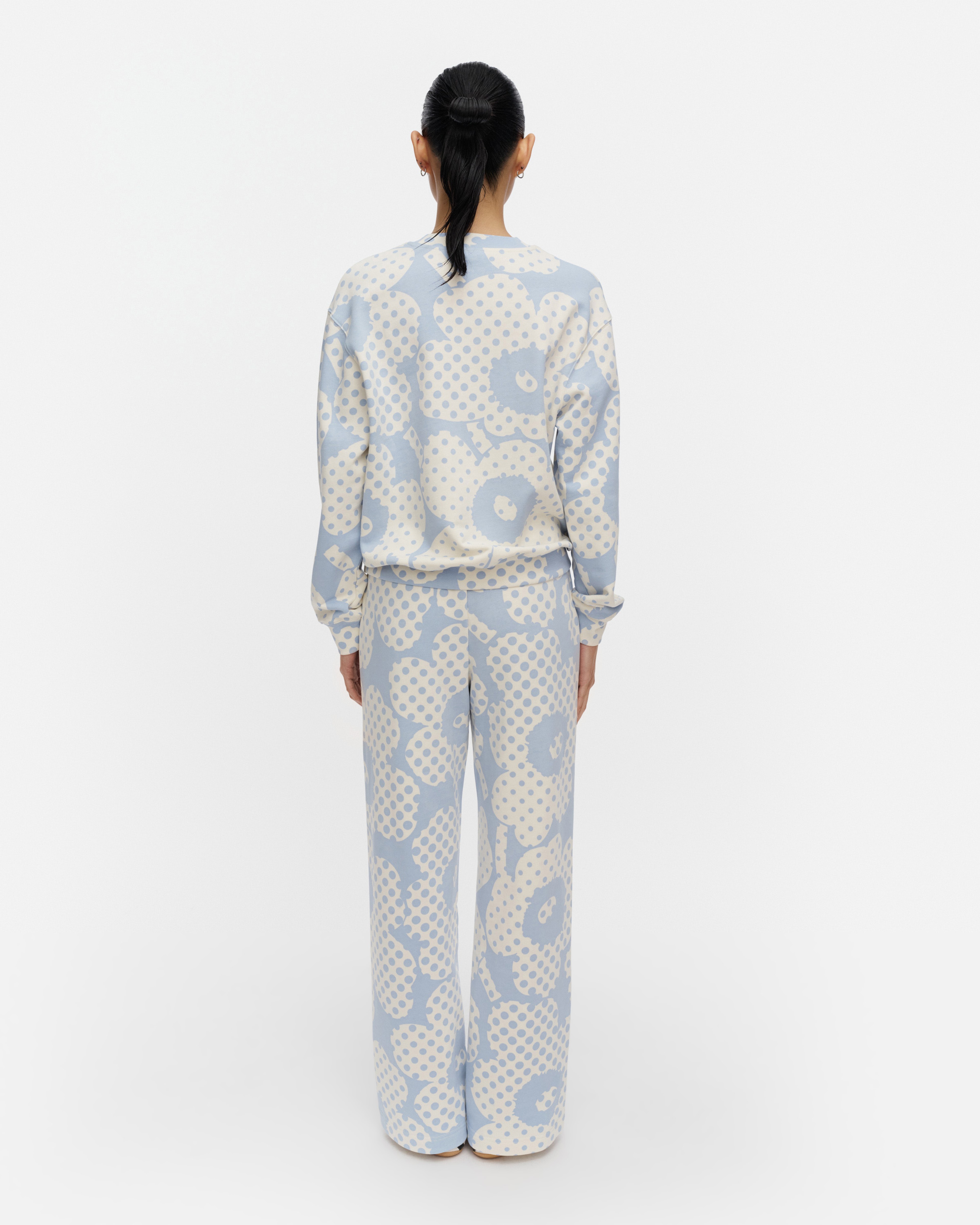 Leiot Unikko, Kioski sweatshirt, light blue, off white,