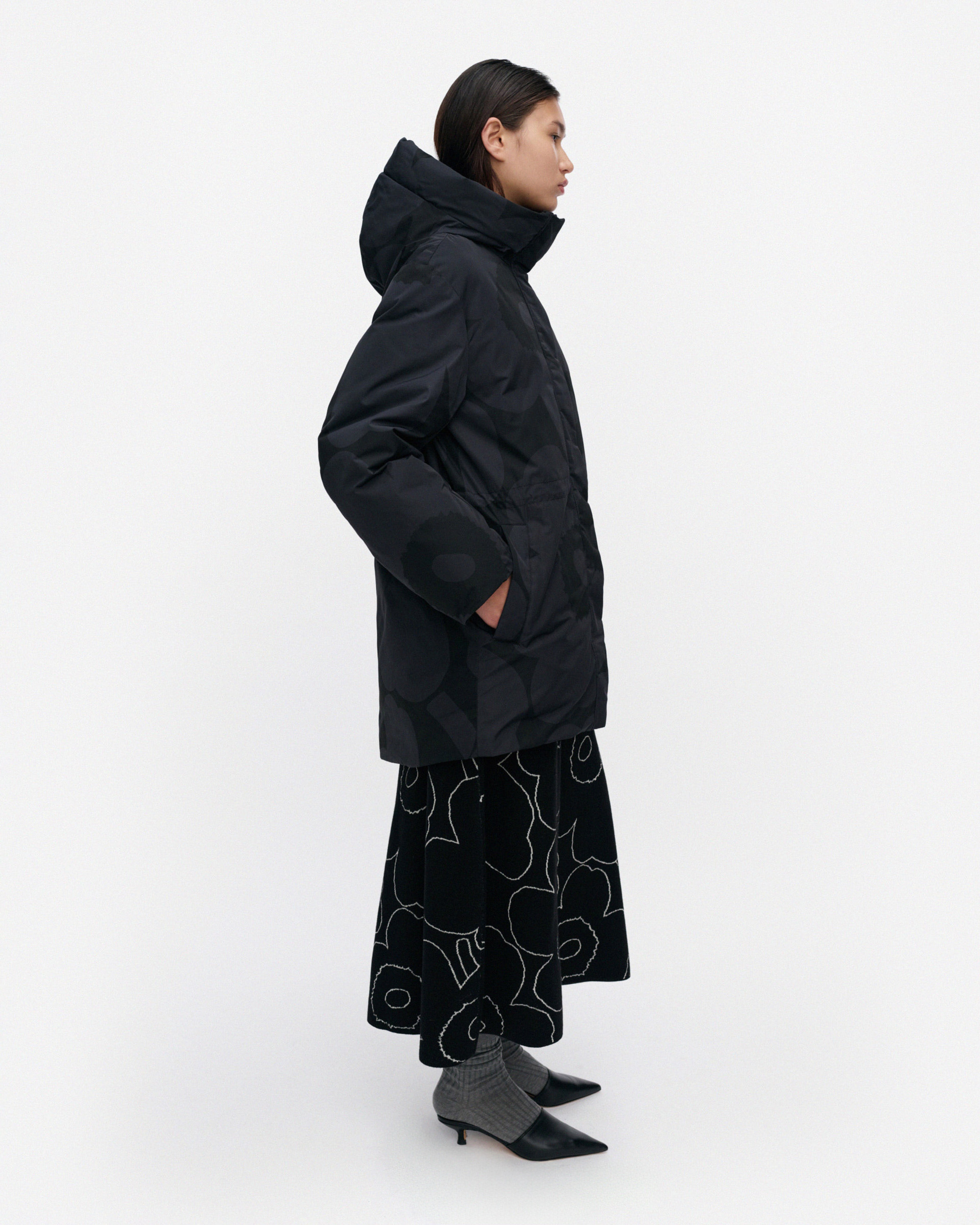 Käännös Unikko, Coat, black, dark grey,