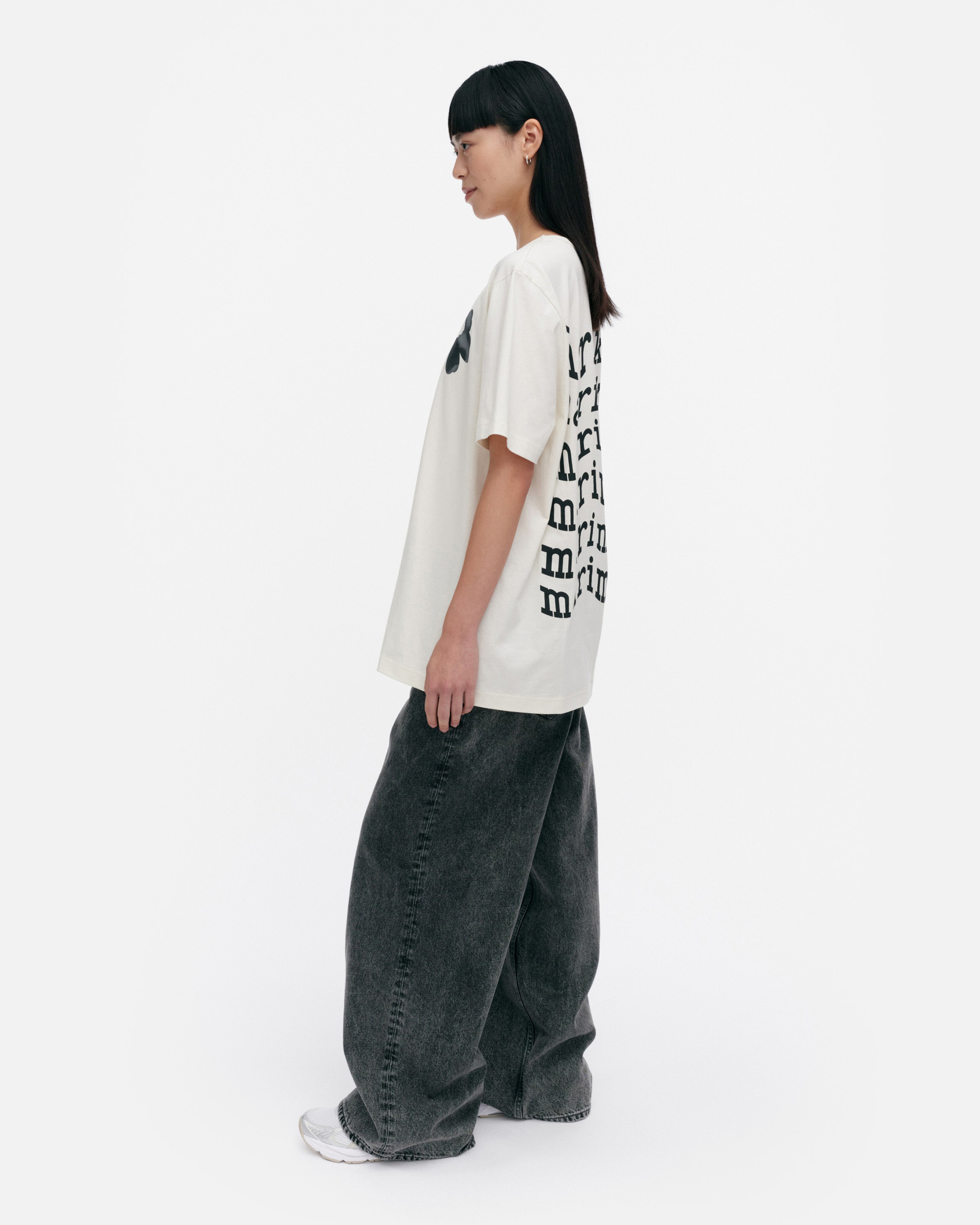 Vihne Unikko Placement Kioski t-shirt