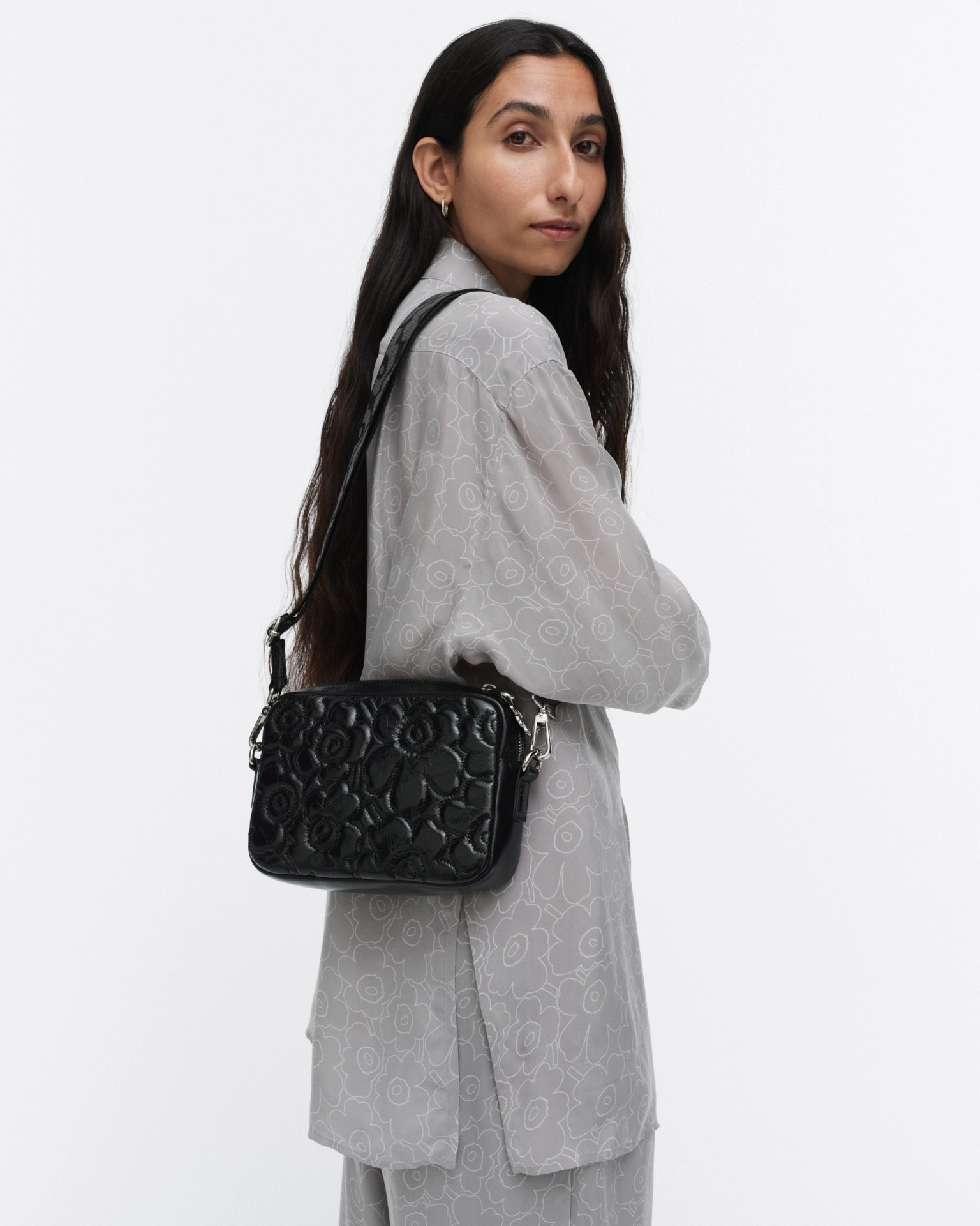 Soft Gratha Unikko, Shoulder bag, shiny black,