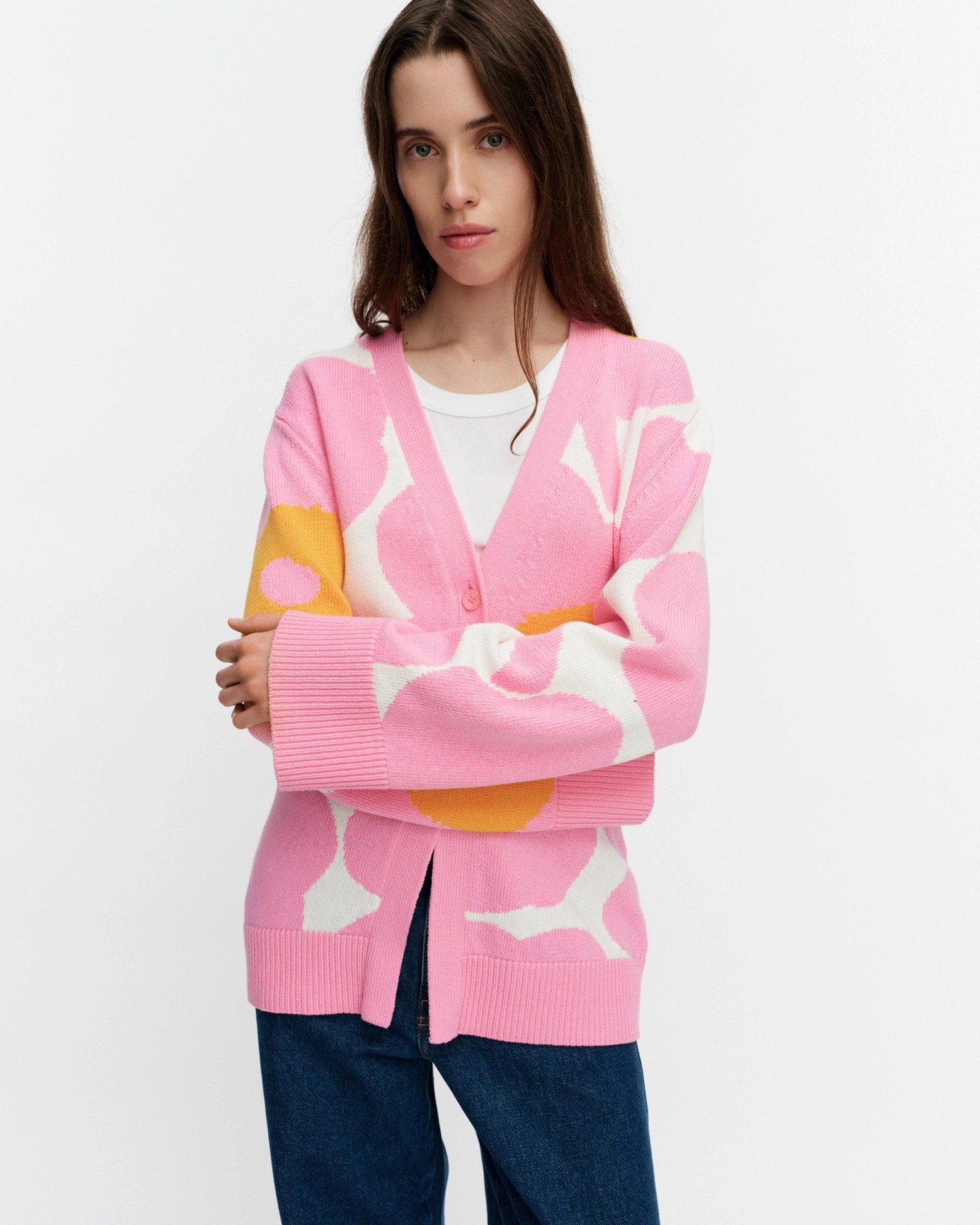 Puhaltaa Unikko, Knitted cardigan, light pink, orange, white,