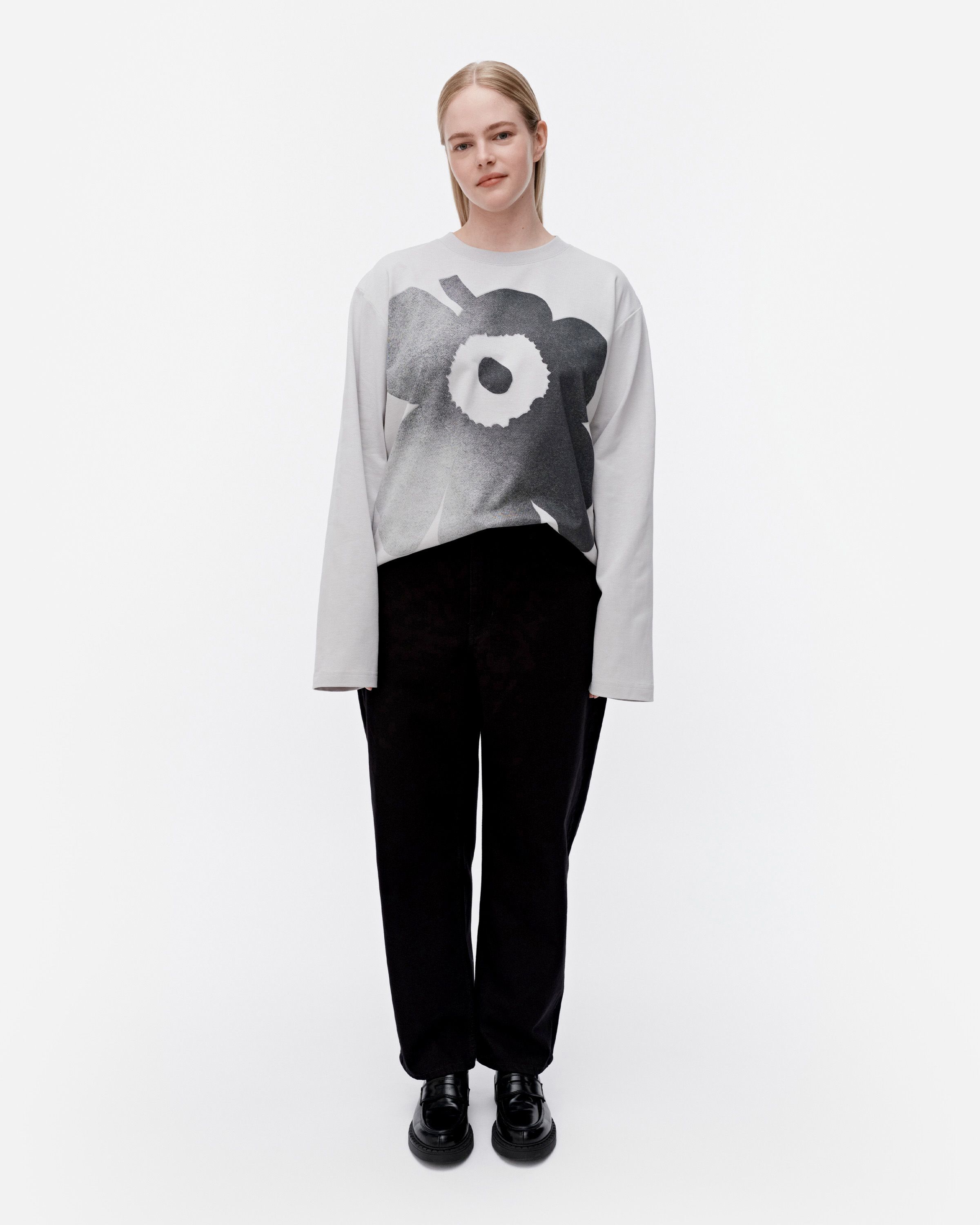 【2024AW】マリメッコ/Biitti Unikko Placement 60th カットソー Marimekko Biitti Unikko Placement Jersey Top, Black - Eleish