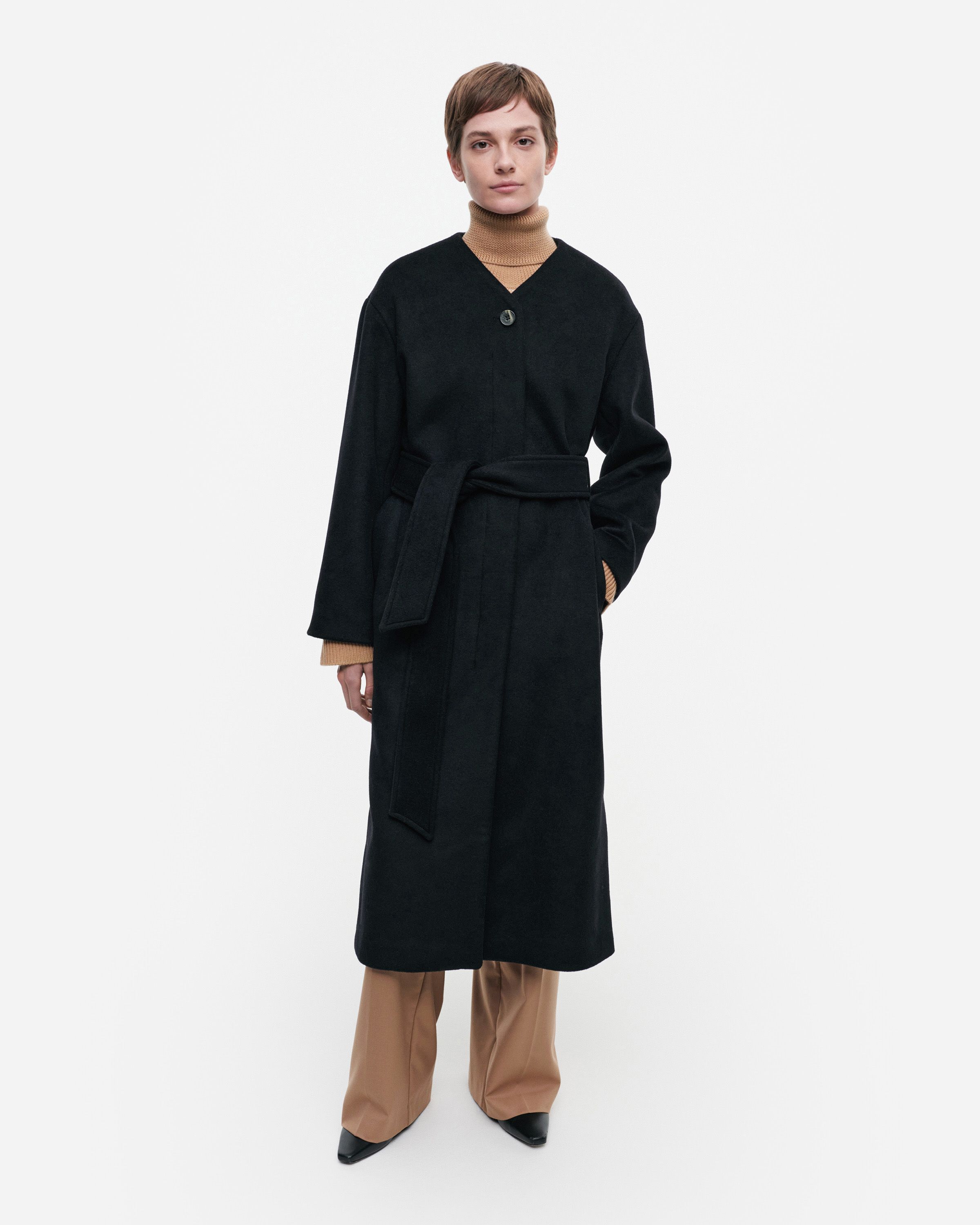 Ateljee Solid Wool coat