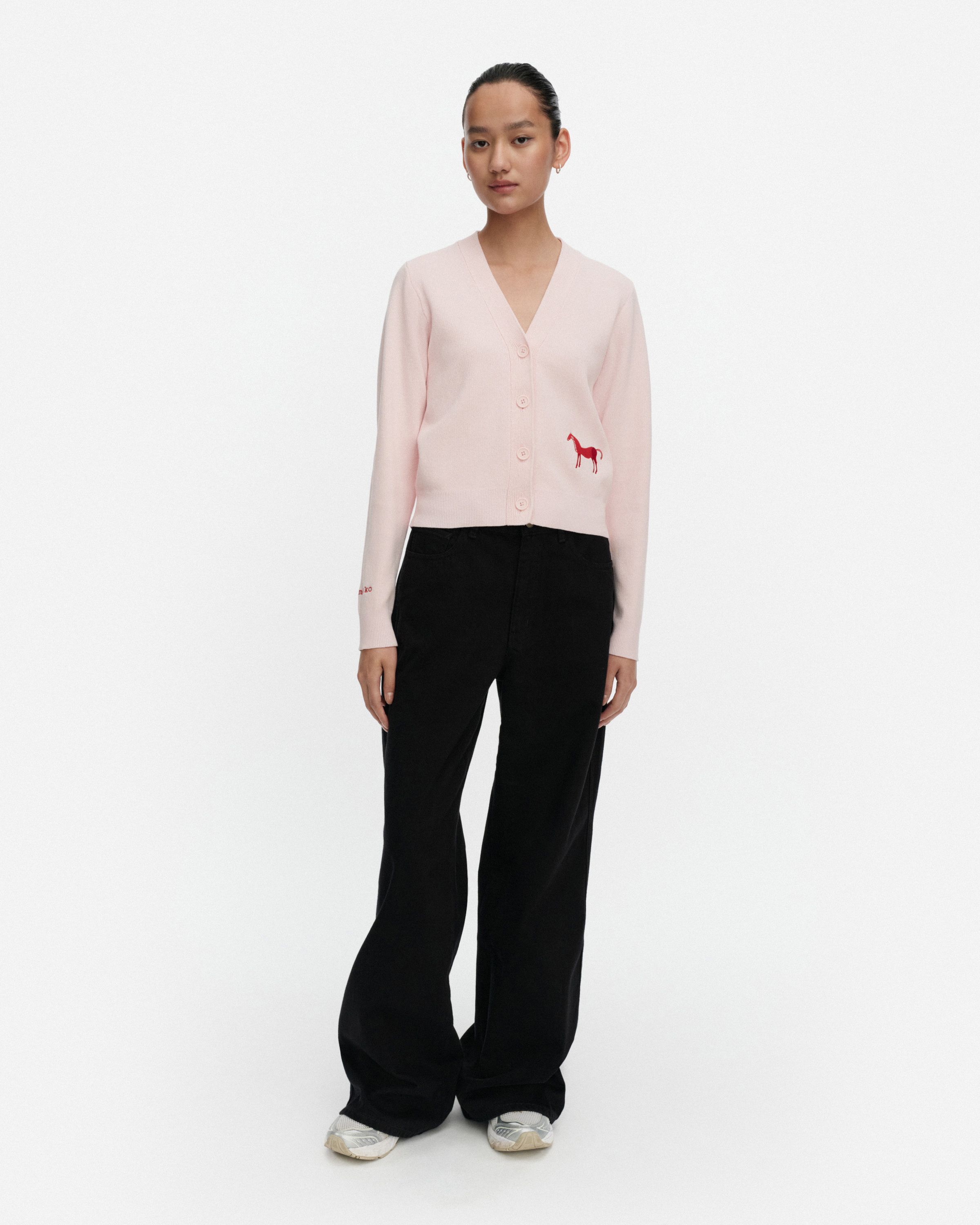 Lähelle Musta Tamma Kioski knitted cardigan light pink, red