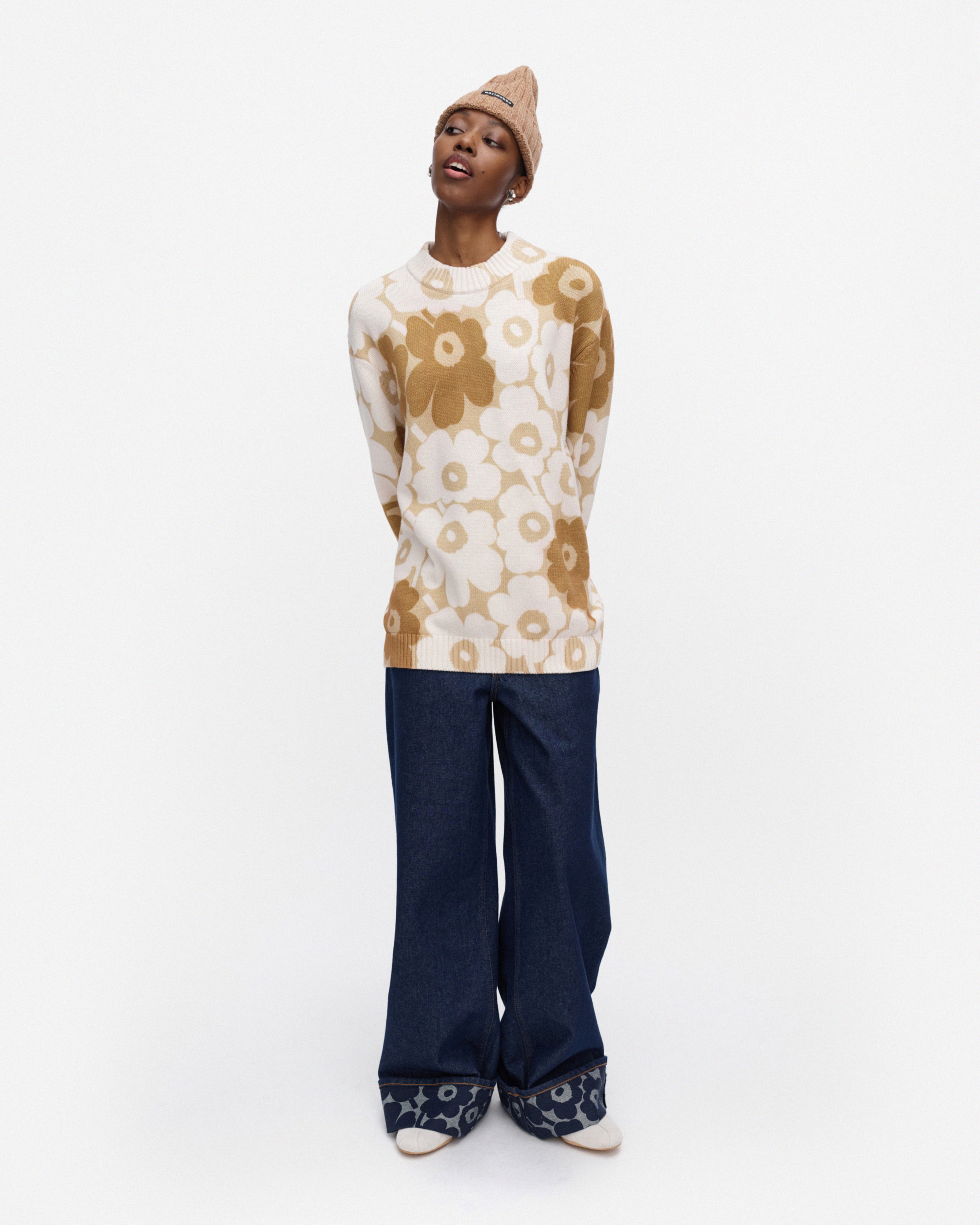 Puuteri Unikko, Kioski knitted pullover, off white, beige, brown,