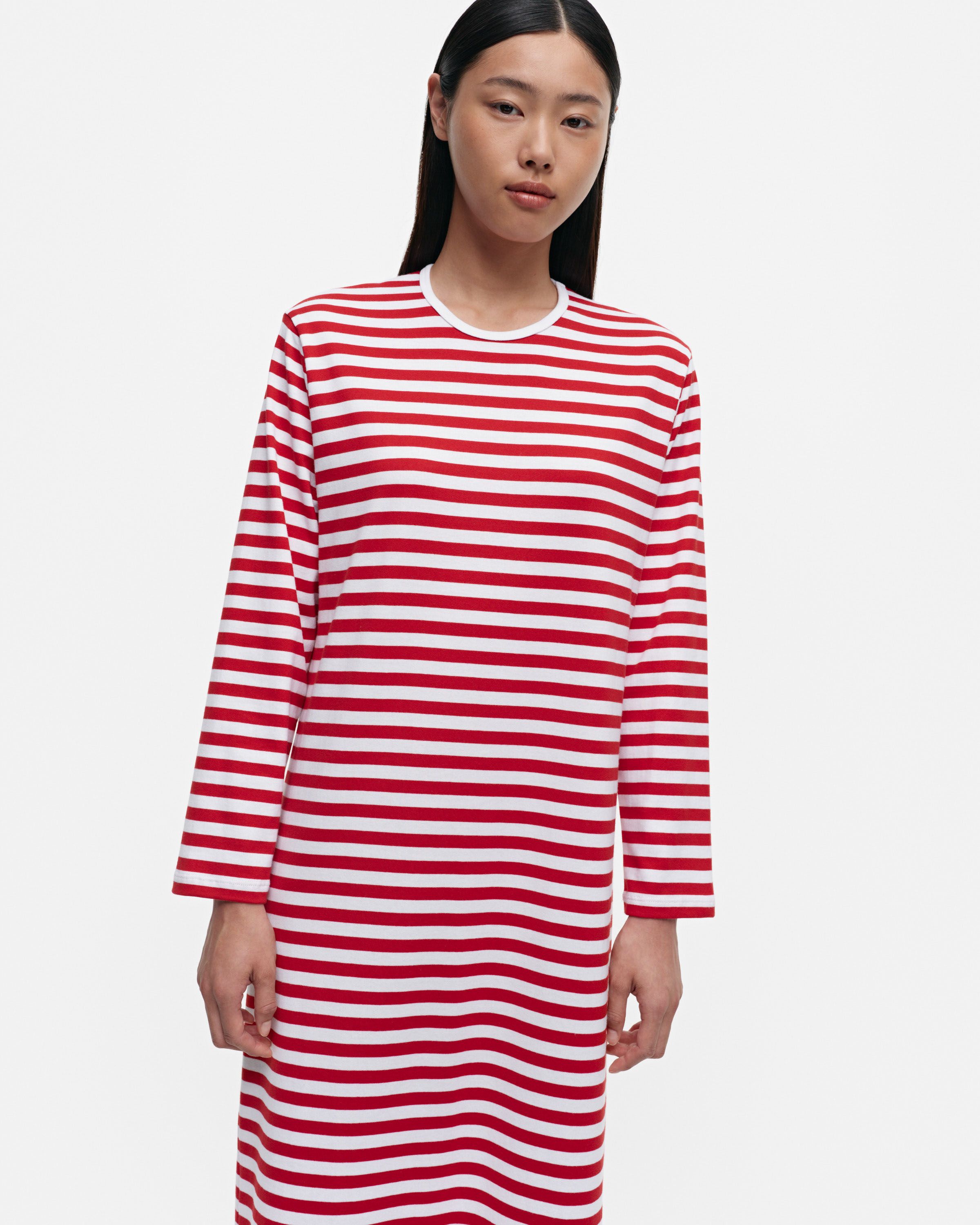 マリメッコ marimekko/ Katju ナイトガウン MM_214_katju_044740_068_FR1.