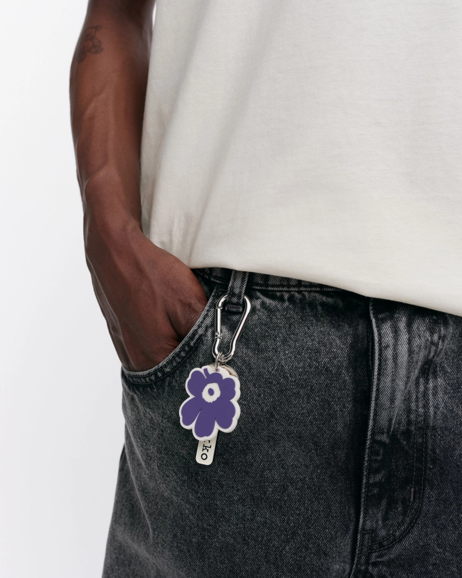 Aallokas Unikko Kioski key holder