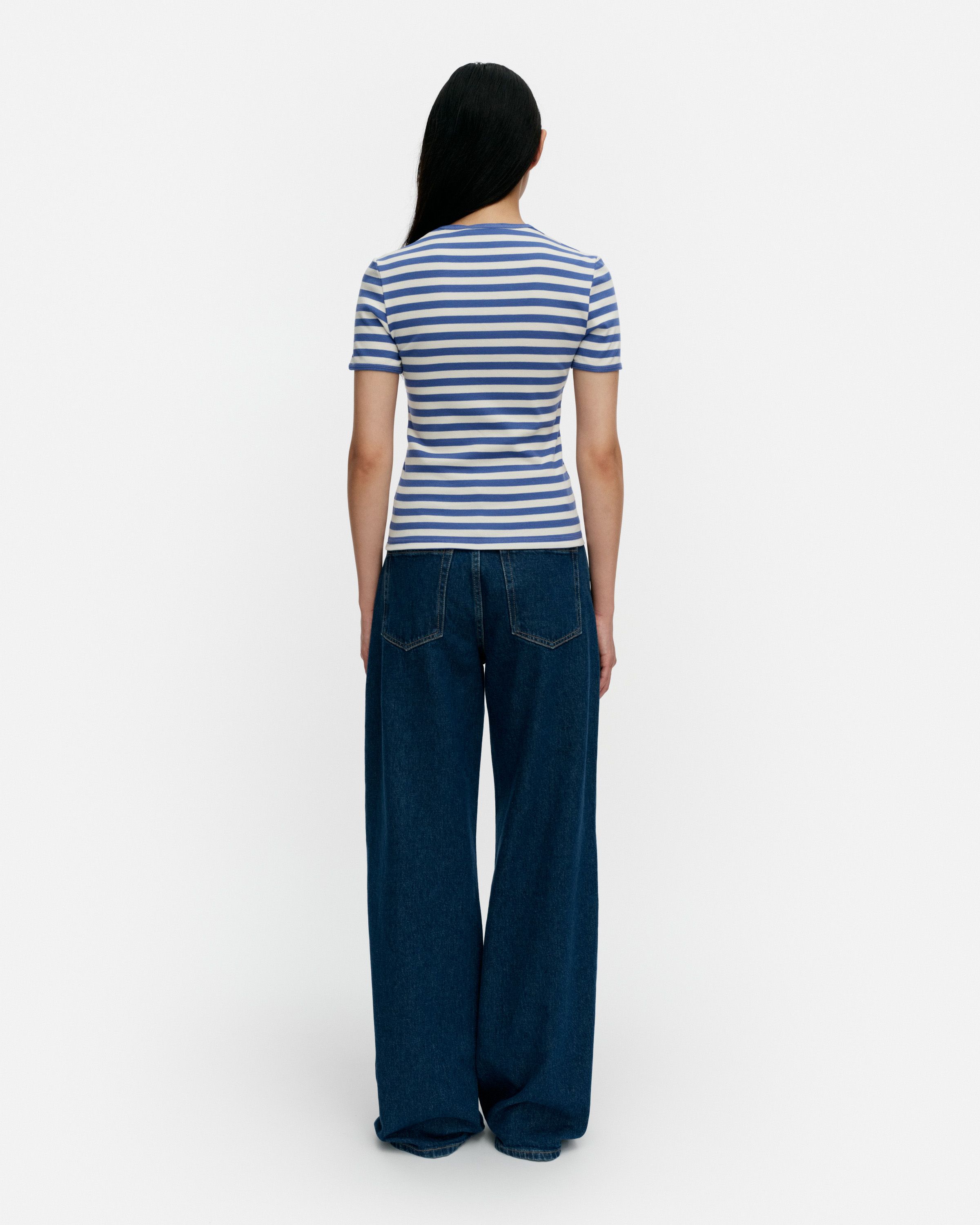 Kukkea Tasaraita Unikko Kioski t-shirt | Marimekko