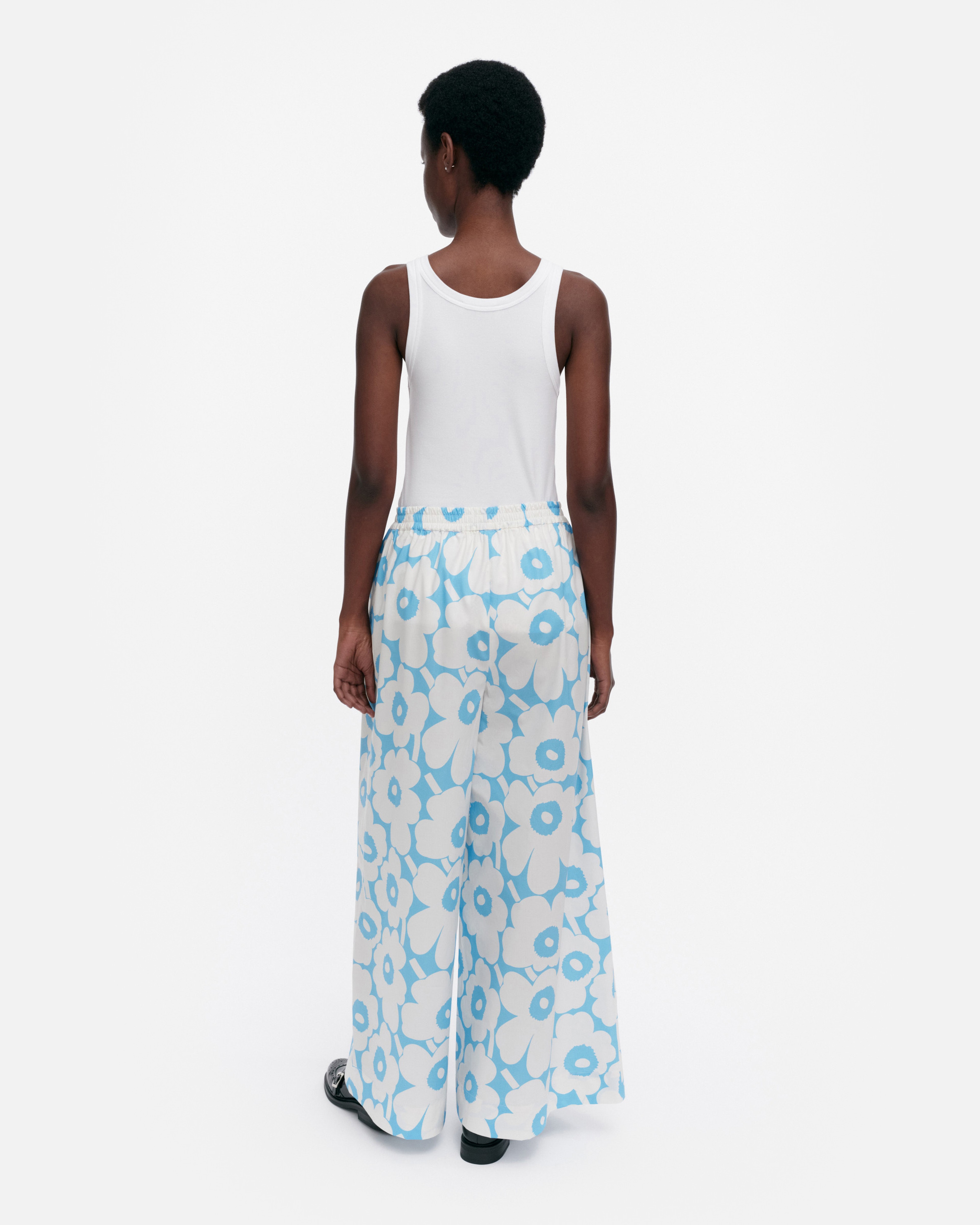 Kohti Unikko, Trousers, blue, off white,