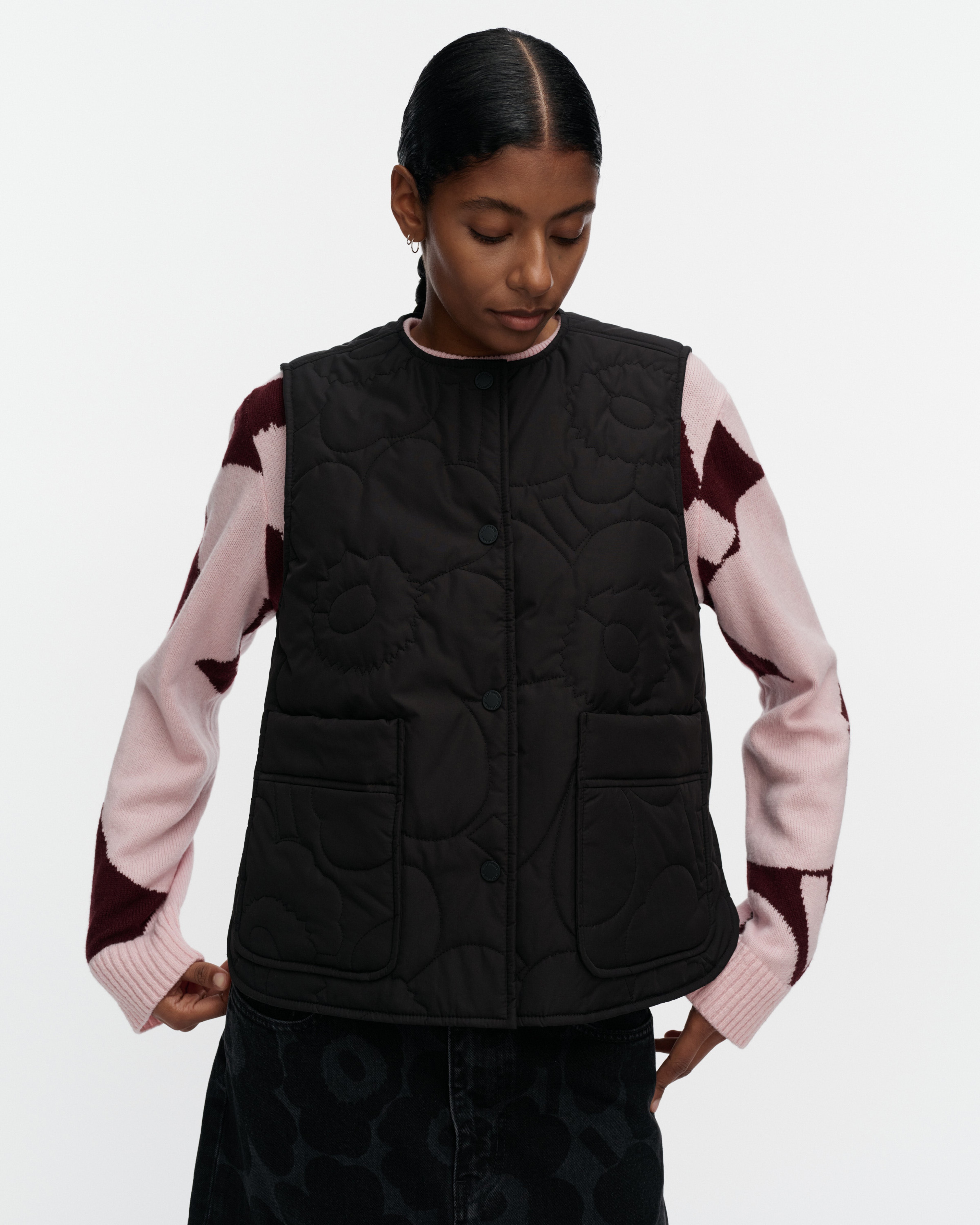 Kaiverrus Piirto Unikko, Lightweight padded vest, black. black,